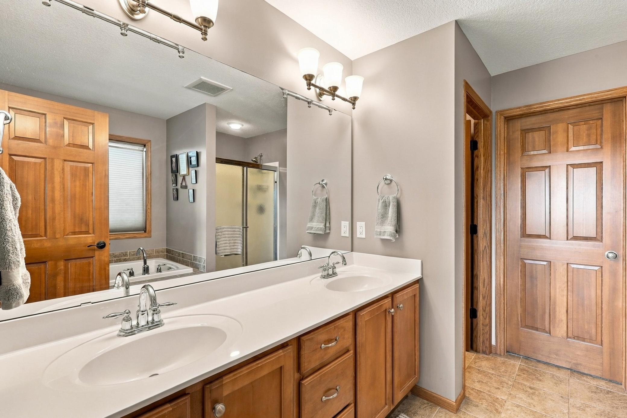View of Residential at 18344 Lake Forest Drive, Lakeville MN 55044, Lakeville (24 of 62) - Mike Wilen | Minnesota Team Real Estate