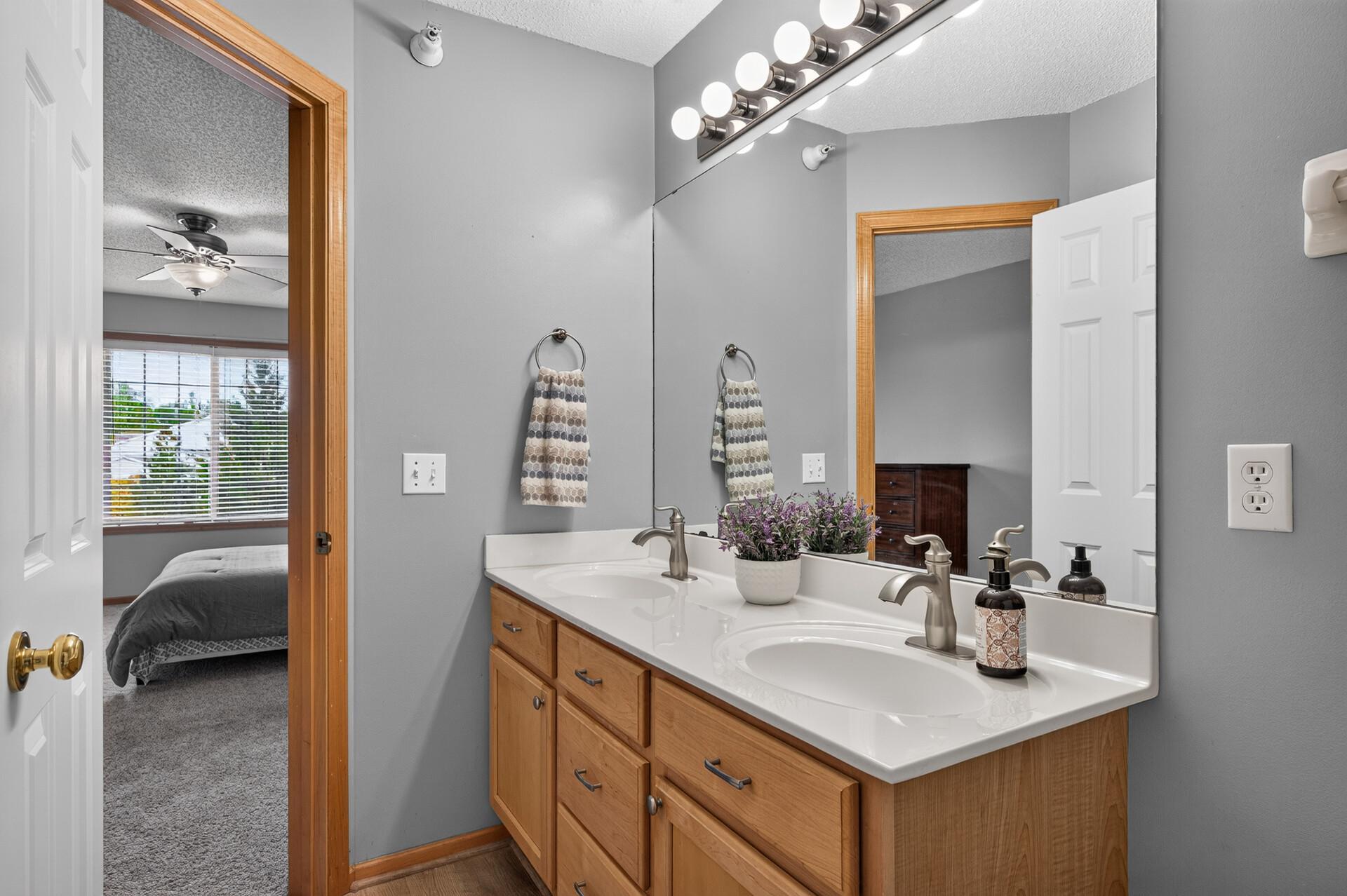 View of Residential at 17679 Hackberry Court, Eden Prairie MN 55347, Eden Prairie (23 of 29) - Mike Wilen | Minnesota Team Real Estate