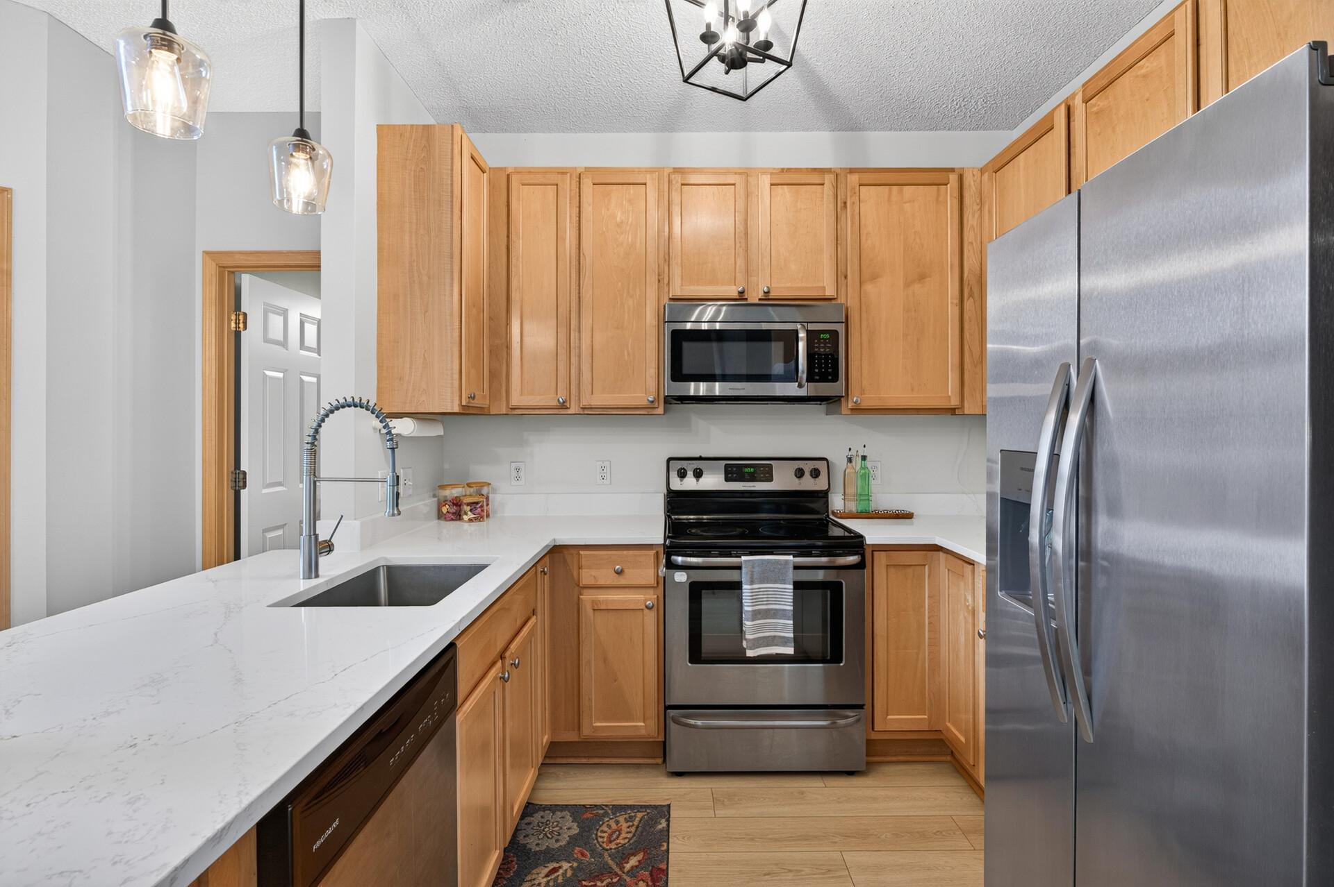 View of Residential at 17679 Hackberry Court, Eden Prairie MN 55347, Eden Prairie (13 of 29) - Mike Wilen | Minnesota Team Real Estate
