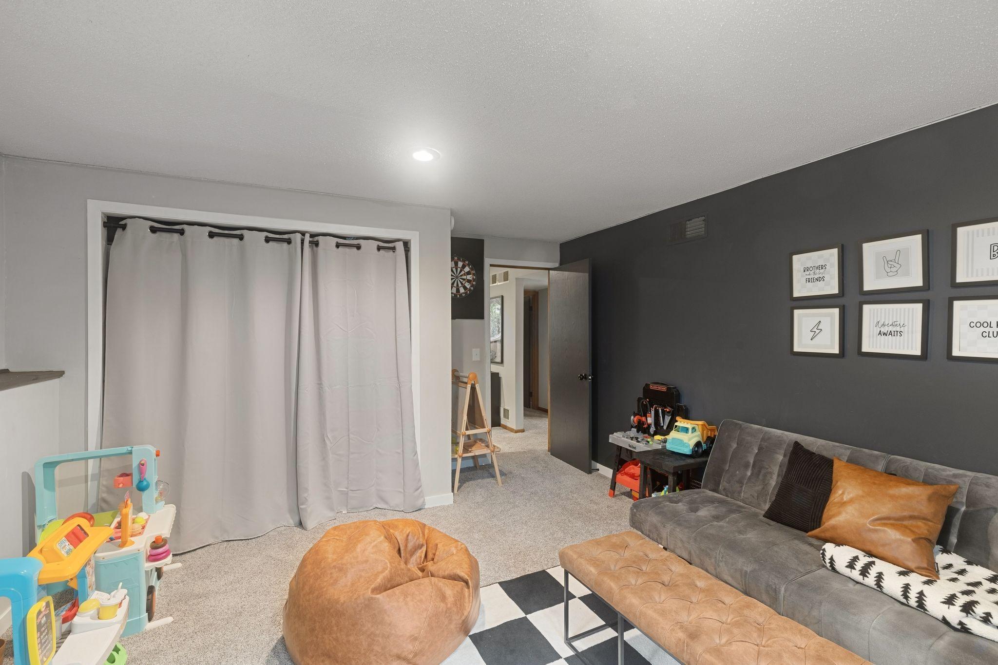 View of Residential at 7532 Xerxes Avenue, Brooklyn Park MN 55444, Brooklyn Park (20 of 23) - Mike Wilen | Minnesota Team Real Estate