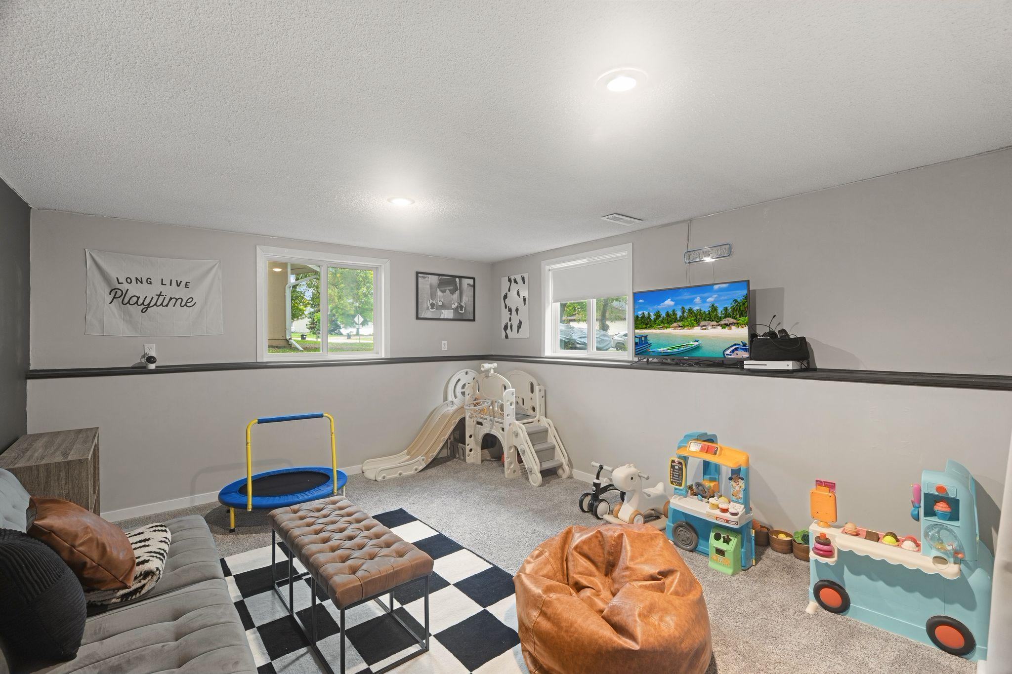 View of Residential at 7532 Xerxes Avenue, Brooklyn Park MN 55444, Brooklyn Park (19 of 23) - Mike Wilen | Minnesota Team Real Estate