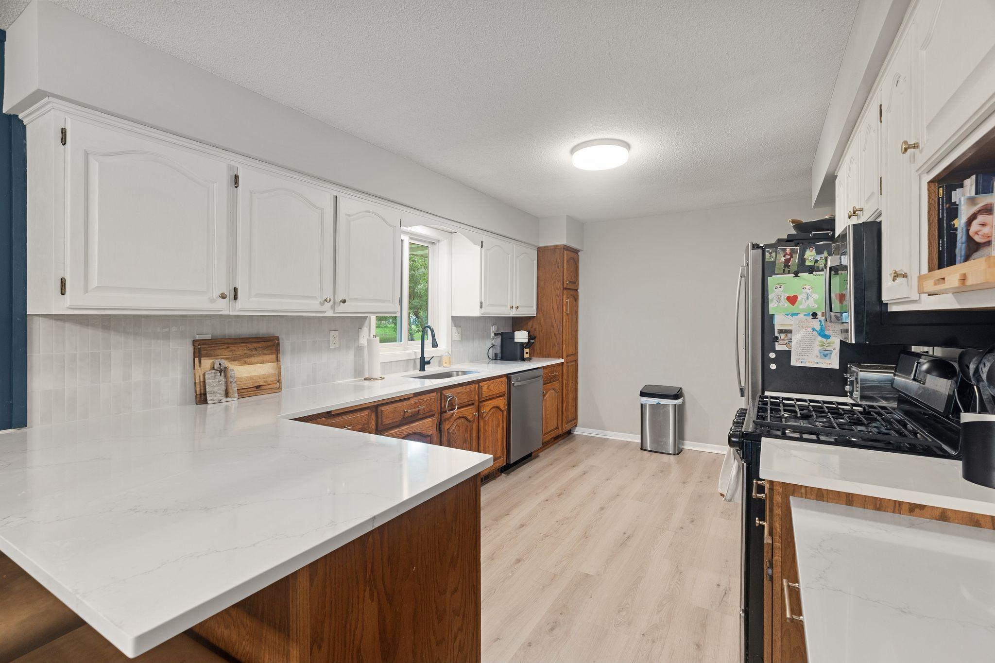 View of Residential at 7532 Xerxes Avenue, Brooklyn Park MN 55444, Brooklyn Park (9 of 23) - Mike Wilen | Minnesota Team Real Estate