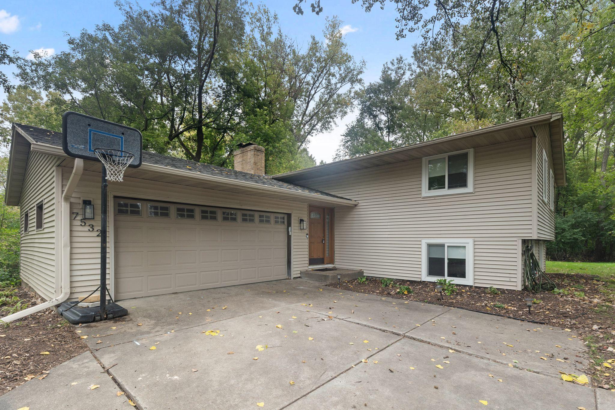 View of Residential at 7532 Xerxes Avenue, Brooklyn Park MN 55444, Brooklyn Park (2 of 23) - Mike Wilen | Minnesota Team Real Estate