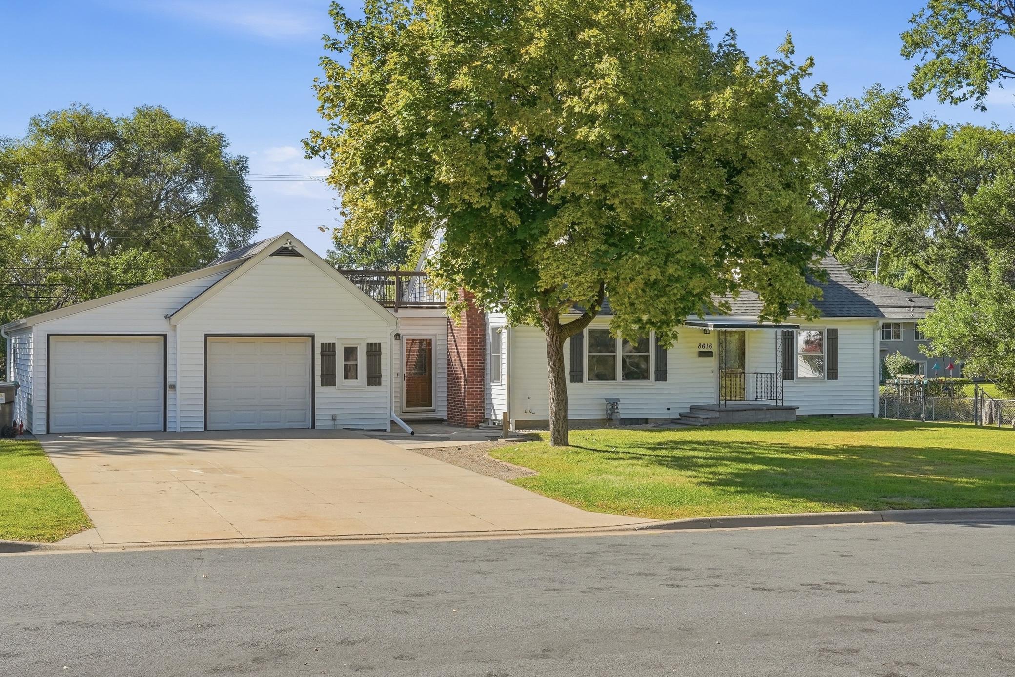View of Residential at 8616 1st Avenue, Bloomington MN 55420, Bloomington (71 of 81) - Mike Wilen | Minnesota Team Real Estate
