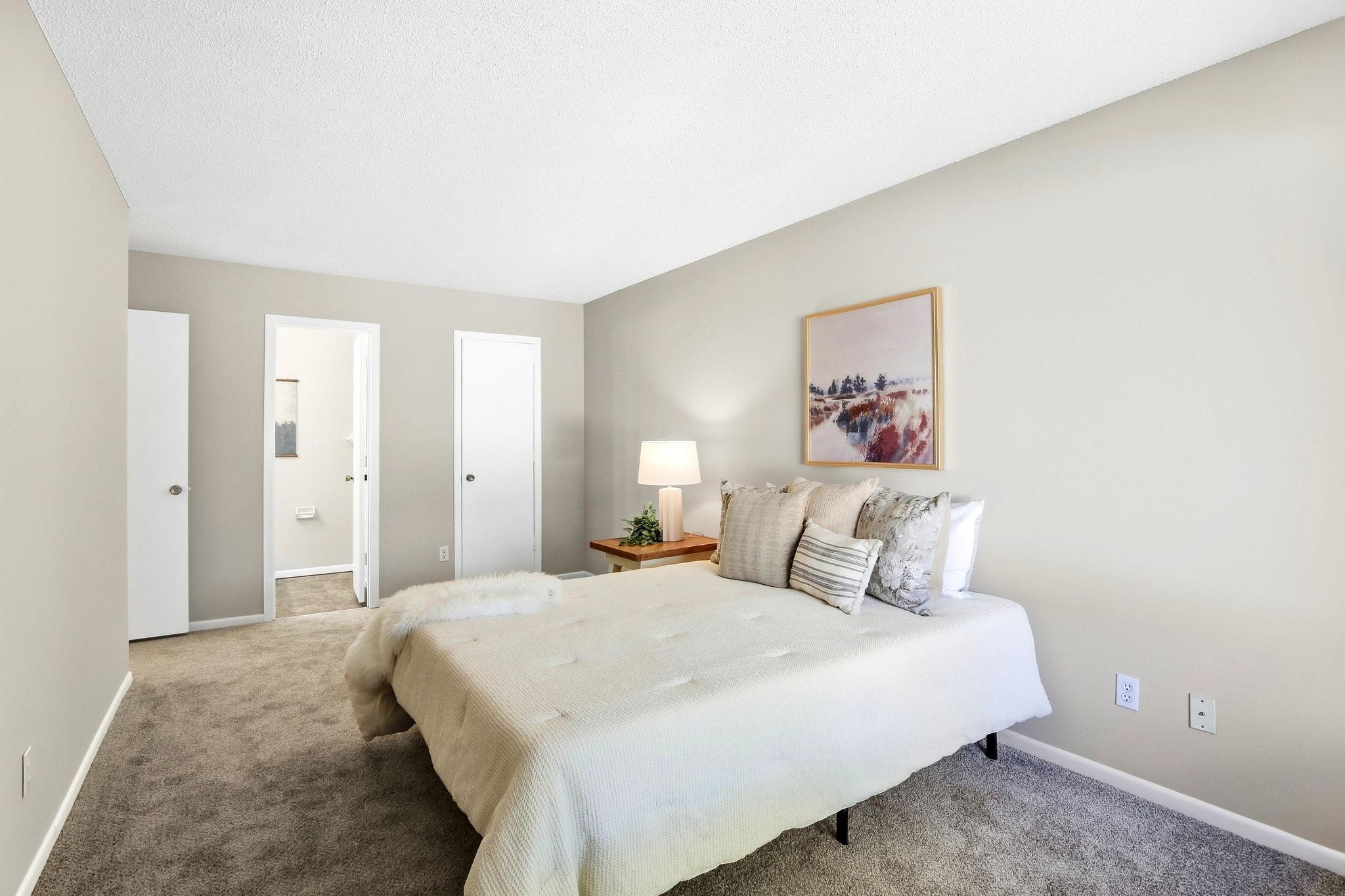 View of Residential at 1207 Trailwood, Hopkins MN 55343, Hopkins (14 of 29) - Mike Wilen | Minnesota Team Real Estate