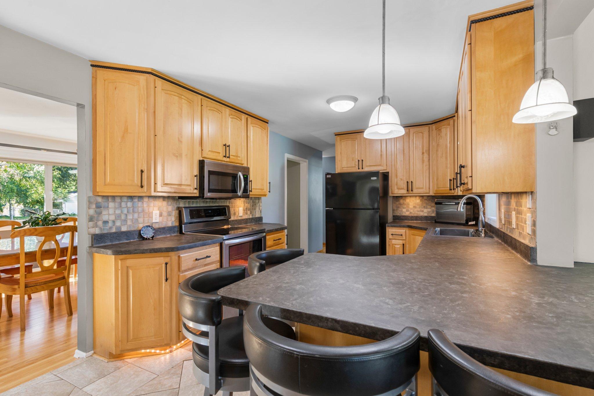 View of Residential at 2508 140th Street, Burnsville MN 55337, Burnsville (18 of 68) - Mike Wilen | Minnesota Team Real Estate