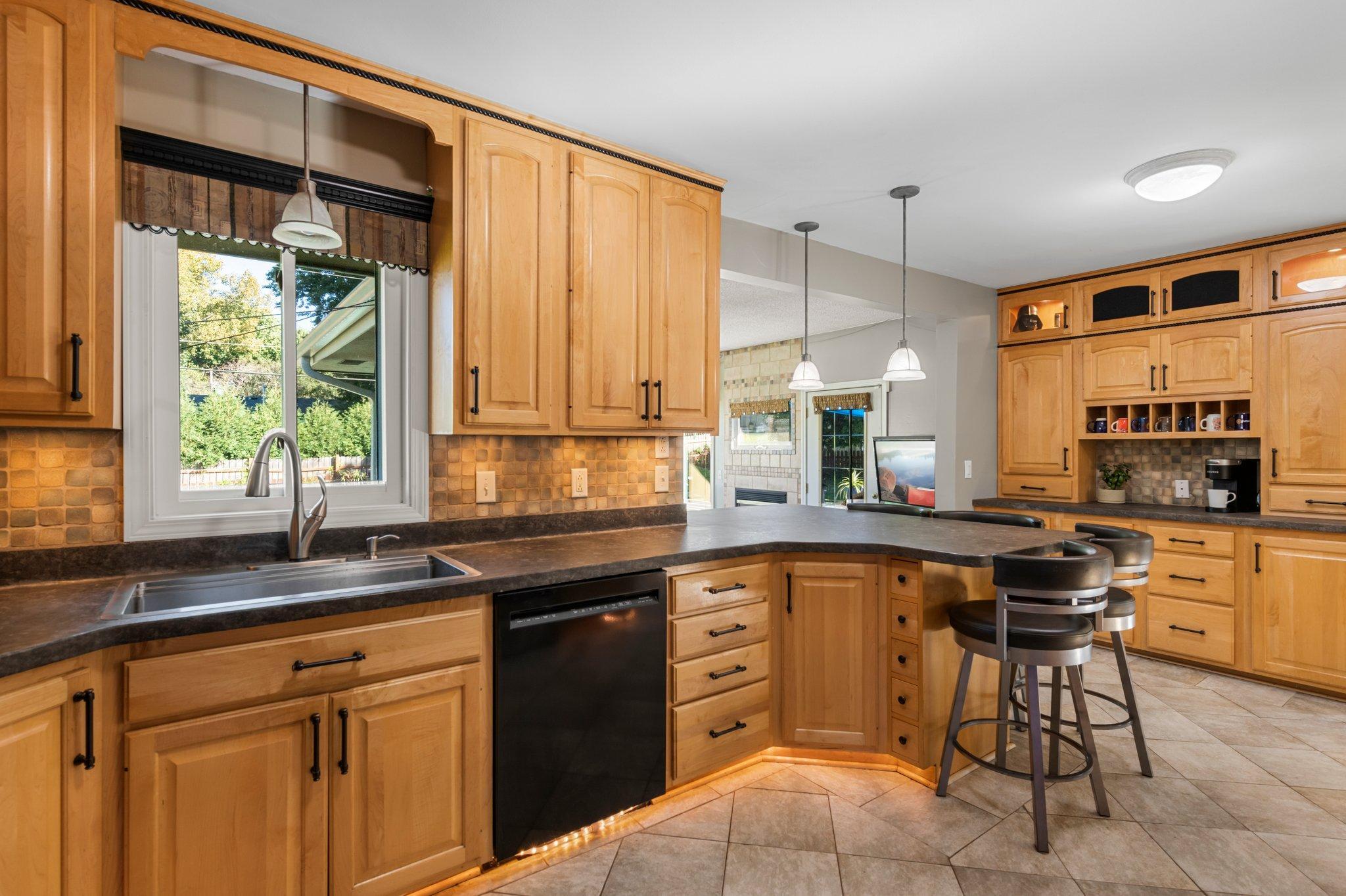 View of Residential at 2508 140th Street, Burnsville MN 55337, Burnsville (15 of 68) - Mike Wilen | Minnesota Team Real Estate