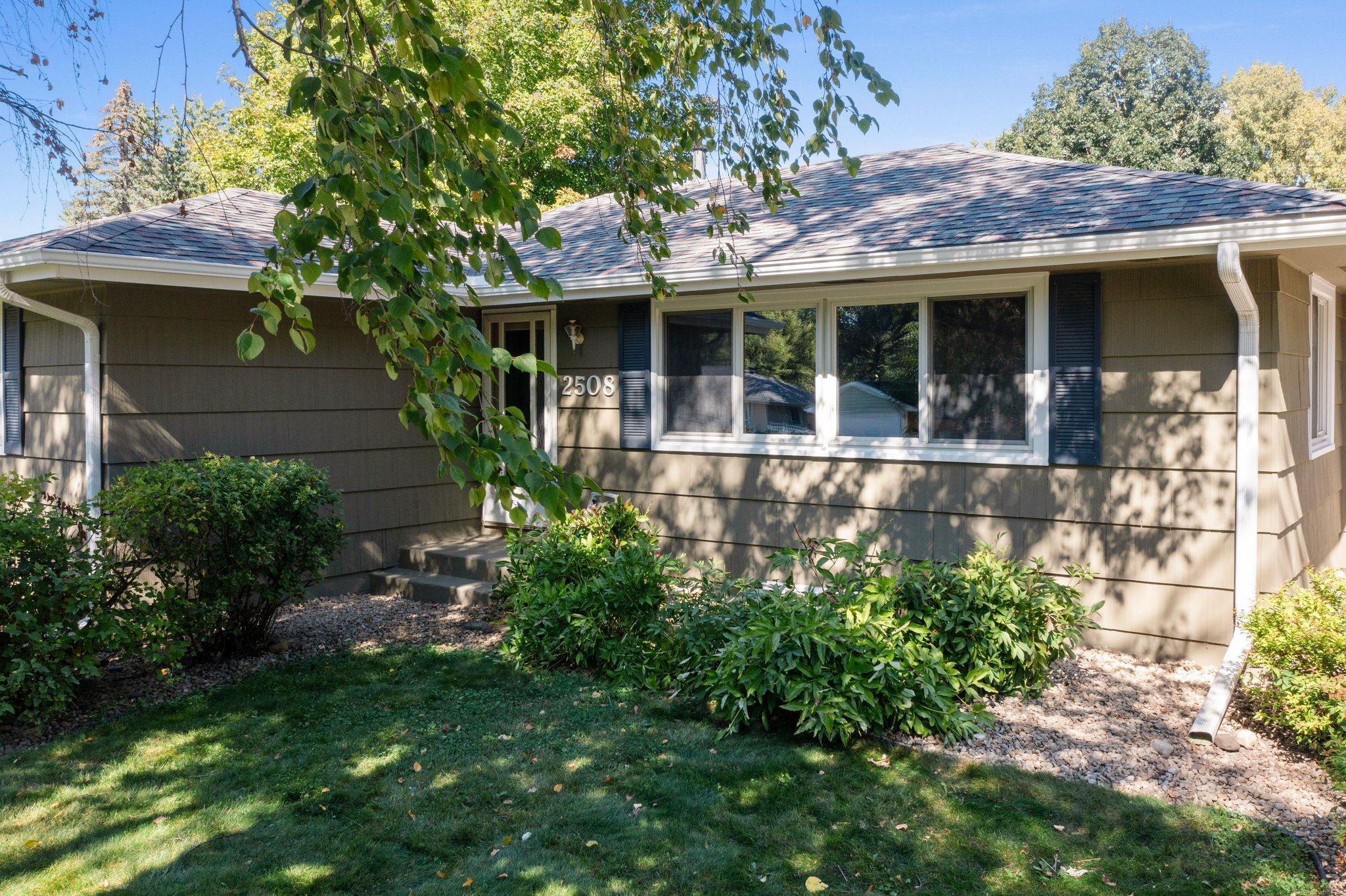 View of Residential at 2508 140th Street, Burnsville MN 55337, Burnsville (8 of 68) - Mike Wilen | Minnesota Team Real Estate
