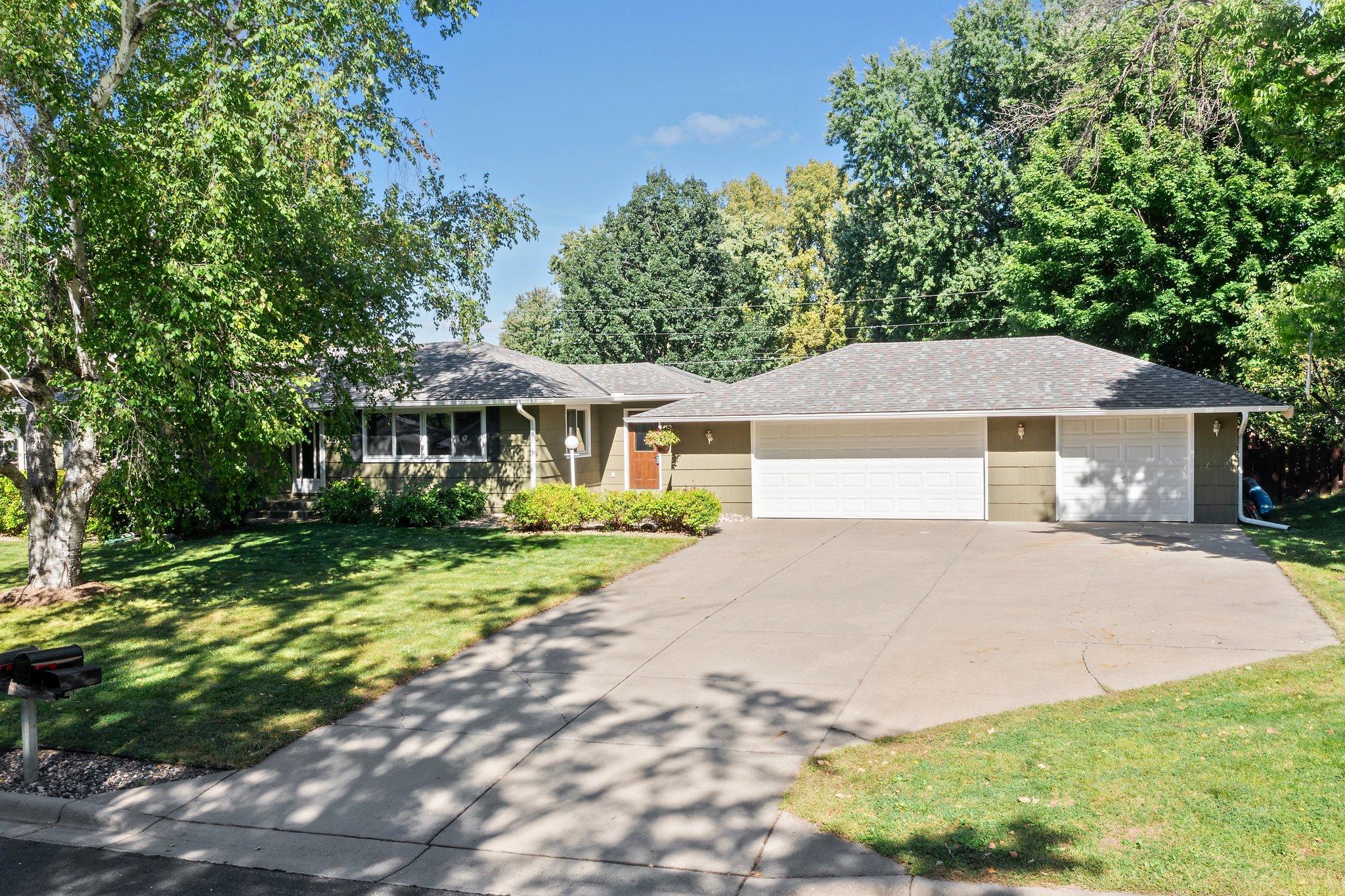 View of Residential at 2508 140th Street, Burnsville MN 55337, Burnsville (3 of 68) - Mike Wilen | Minnesota Team Real Estate