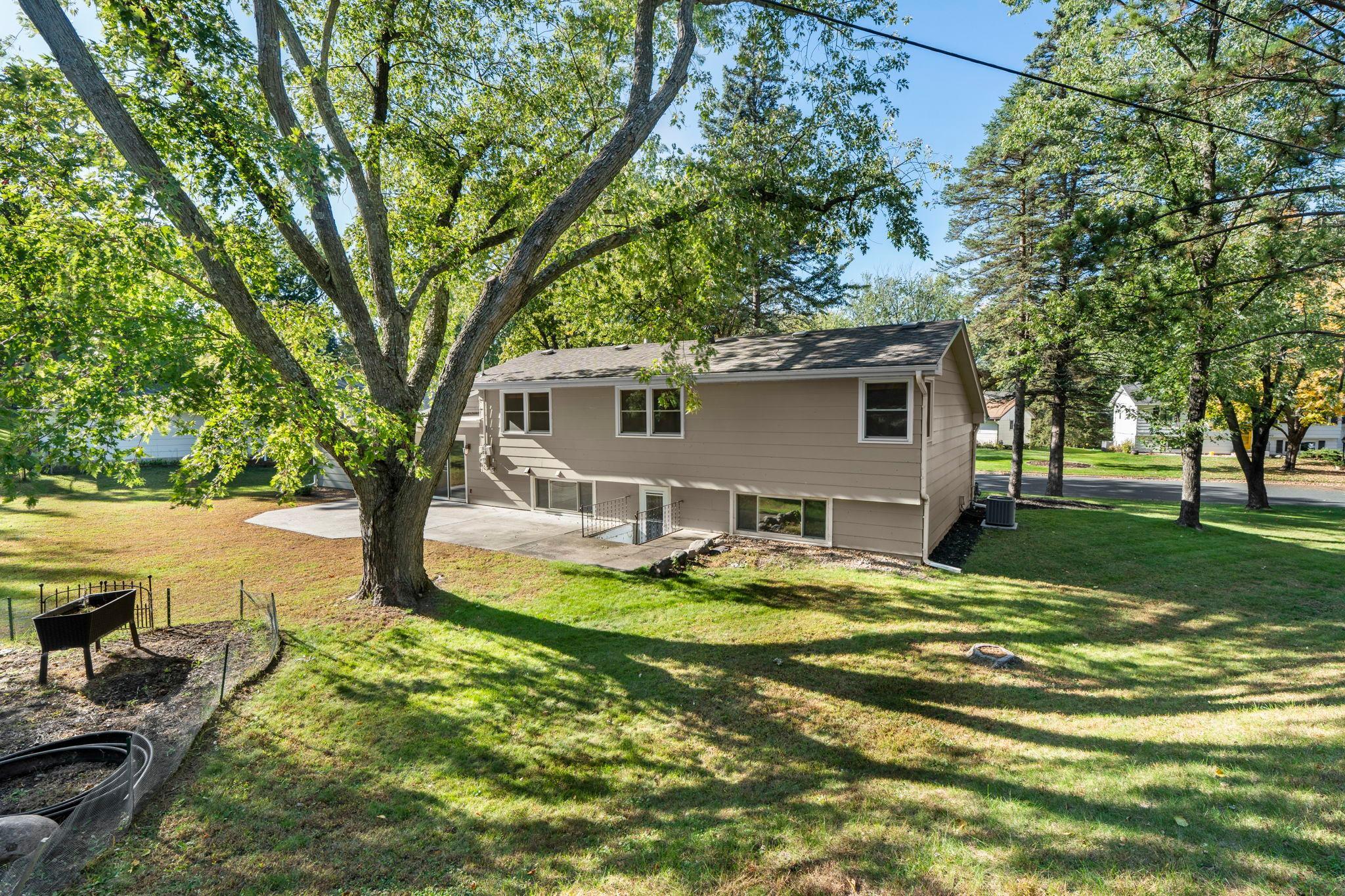 View of Residential at 2413 107th Street, Bloomington MN 55431, Bloomington (41 of 61) - Mike Wilen | Minnesota Team Real Estate