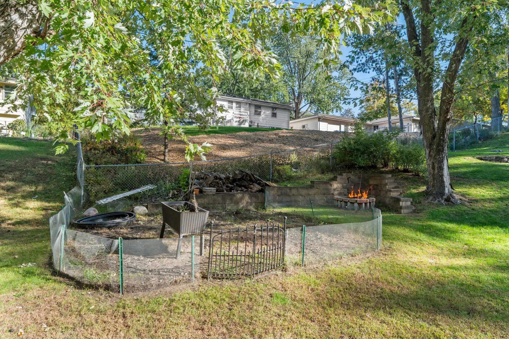 View of Residential at 2413 107th Street, Bloomington MN 55431, Bloomington (44 of 61) - Mike Wilen | Minnesota Team Real Estate