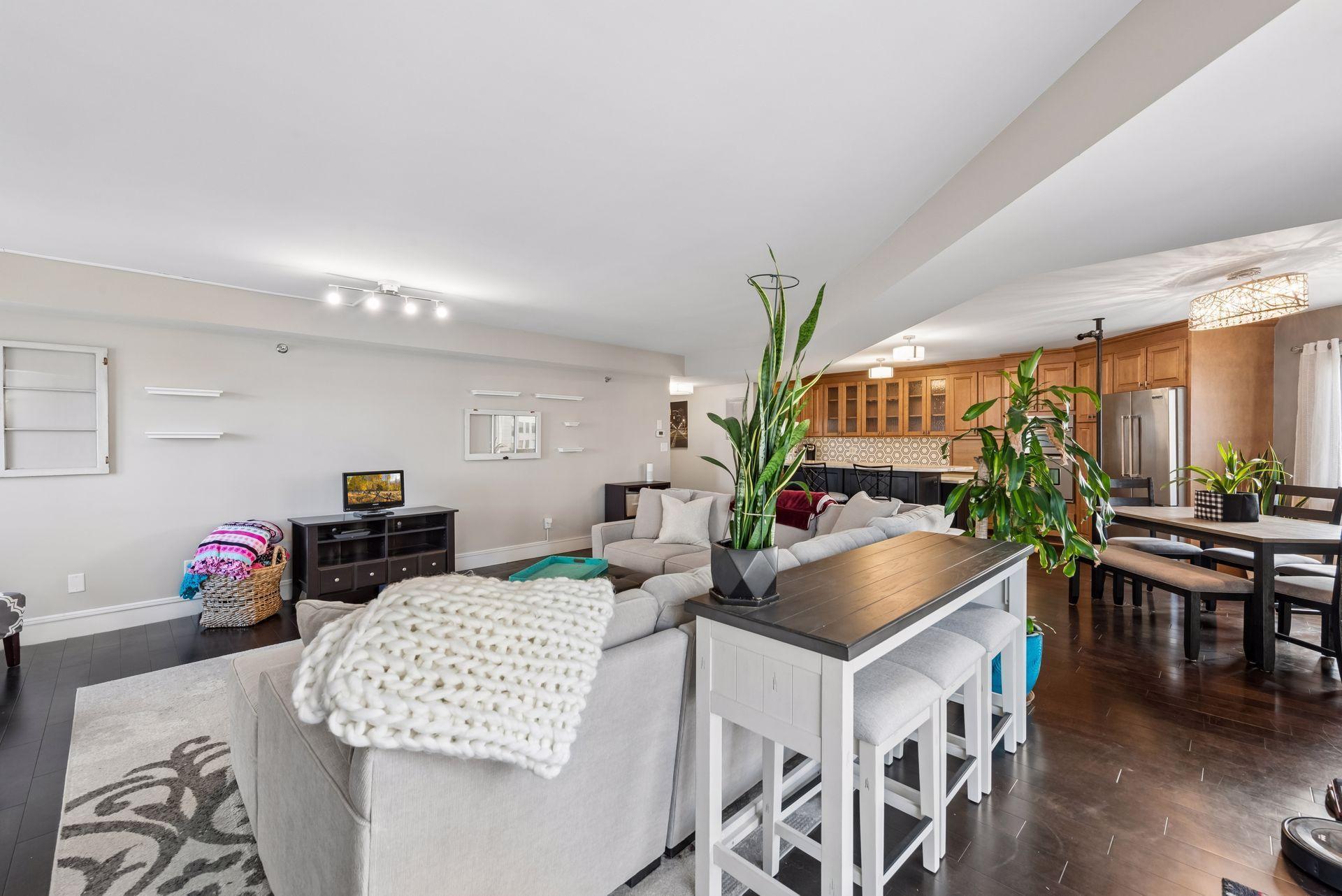 View of Residential at 121 Washington Avenue #701, Minneapolis MN 55401, Minneapolis (7 of 60) - Mike Wilen | Minnesota Team Real Estate