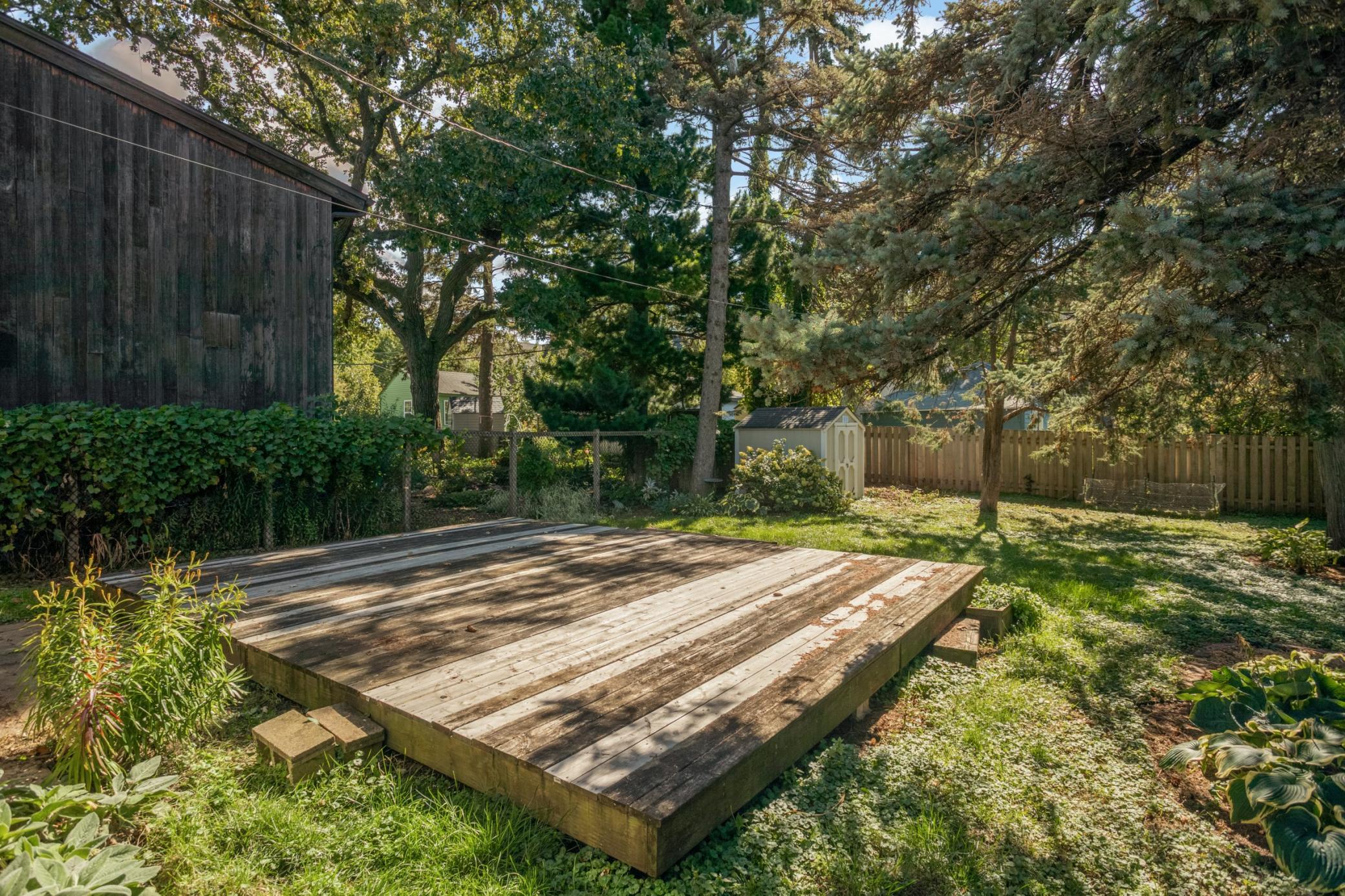 View of Residential at 1424 Almond Avenue, Saint Paul MN 55108, Saint Paul (25 of 31) - Mike Wilen | Minnesota Team Real Estate