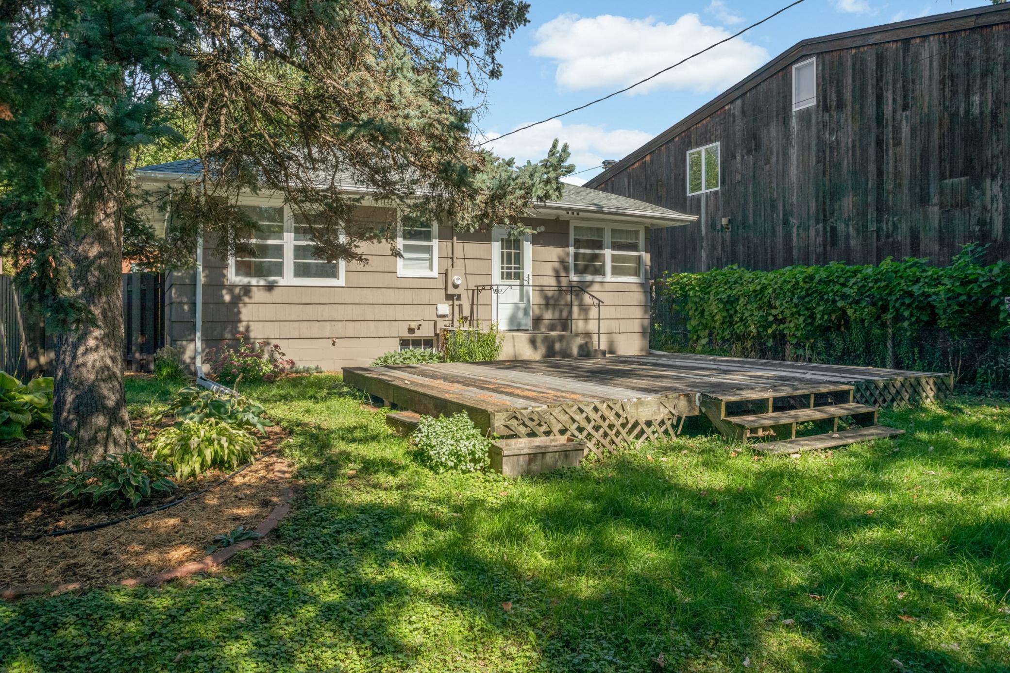 View of Residential at 1424 Almond Avenue, Saint Paul MN 55108, Saint Paul (24 of 31) - Mike Wilen | Minnesota Team Real Estate