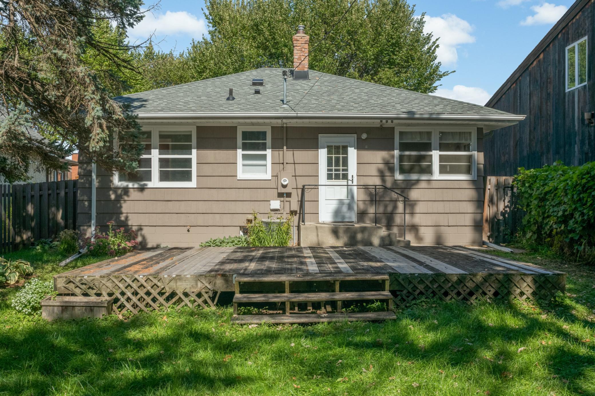 View of Residential at 1424 Almond Avenue, Saint Paul MN 55108, Saint Paul (23 of 31) - Mike Wilen | Minnesota Team Real Estate