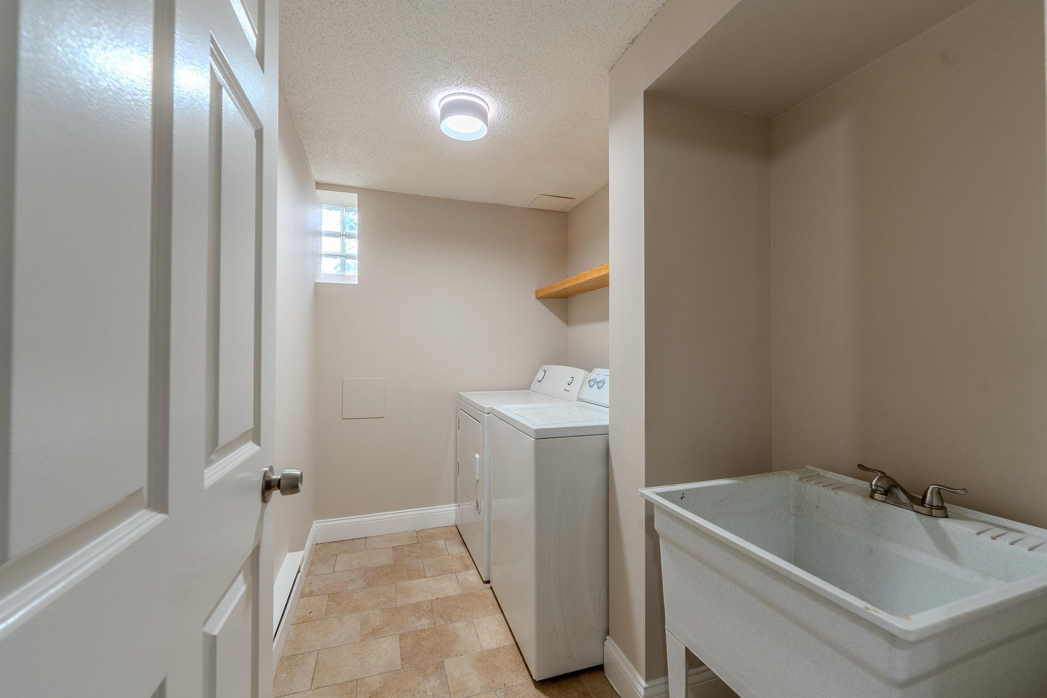 View of Residential Income at 822 Penn Avenue, Minneapolis MN 55411, Minneapolis (16 of 41) - Mike Wilen | Minnesota Team Real Estate