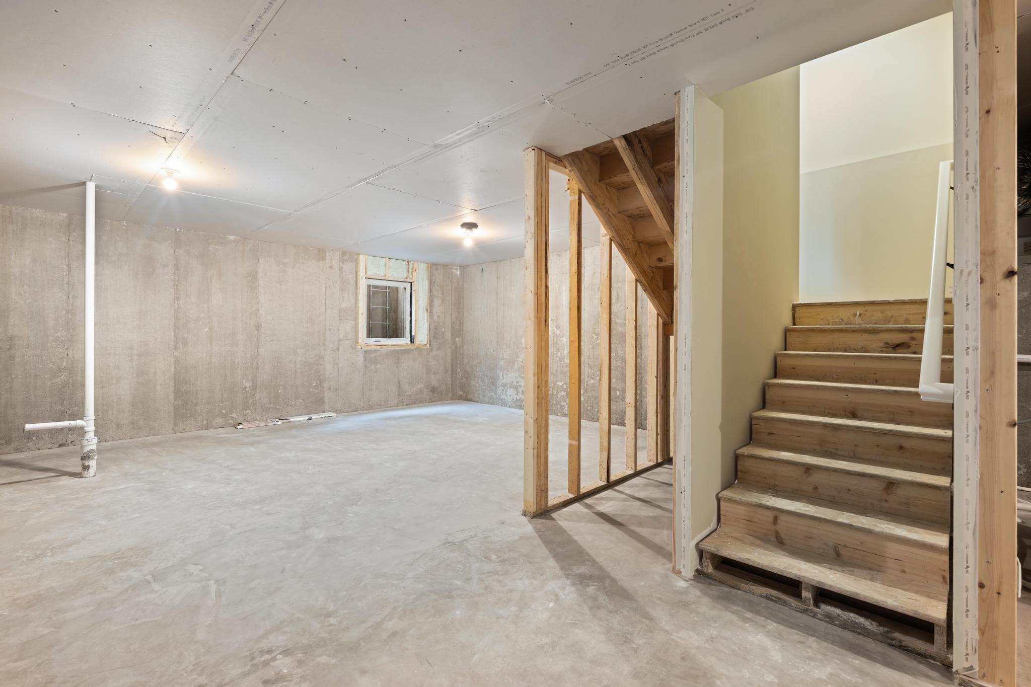 View of Residential at 4530 Bryant Avenue, Minneapolis MN 55412, Minneapolis (28 of 31) - Mike Wilen | Minnesota Team Real Estate