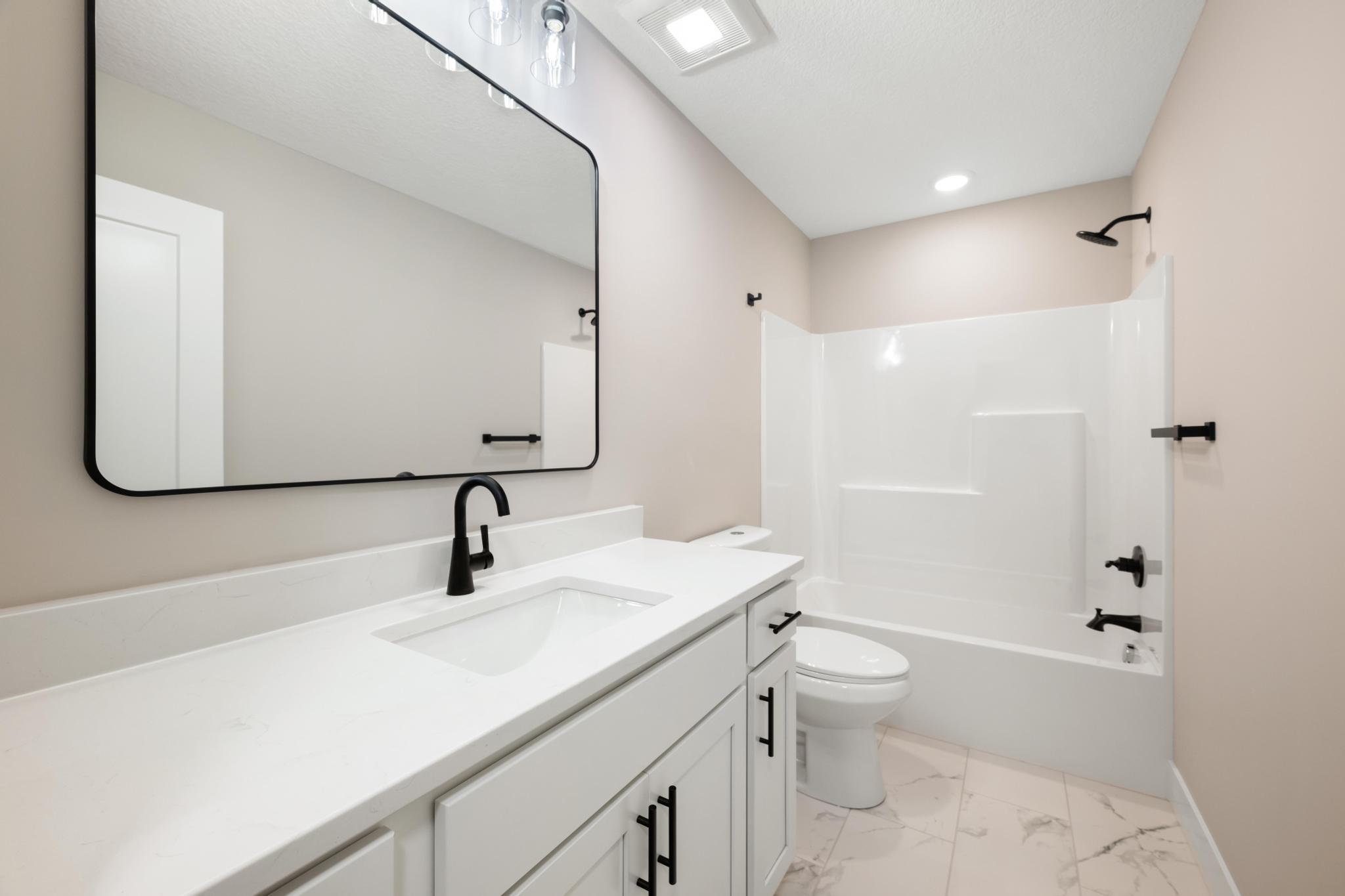 View of Residential at 4530 Bryant Avenue, Minneapolis MN 55412, Minneapolis (26 of 31) - Mike Wilen | Minnesota Team Real Estate