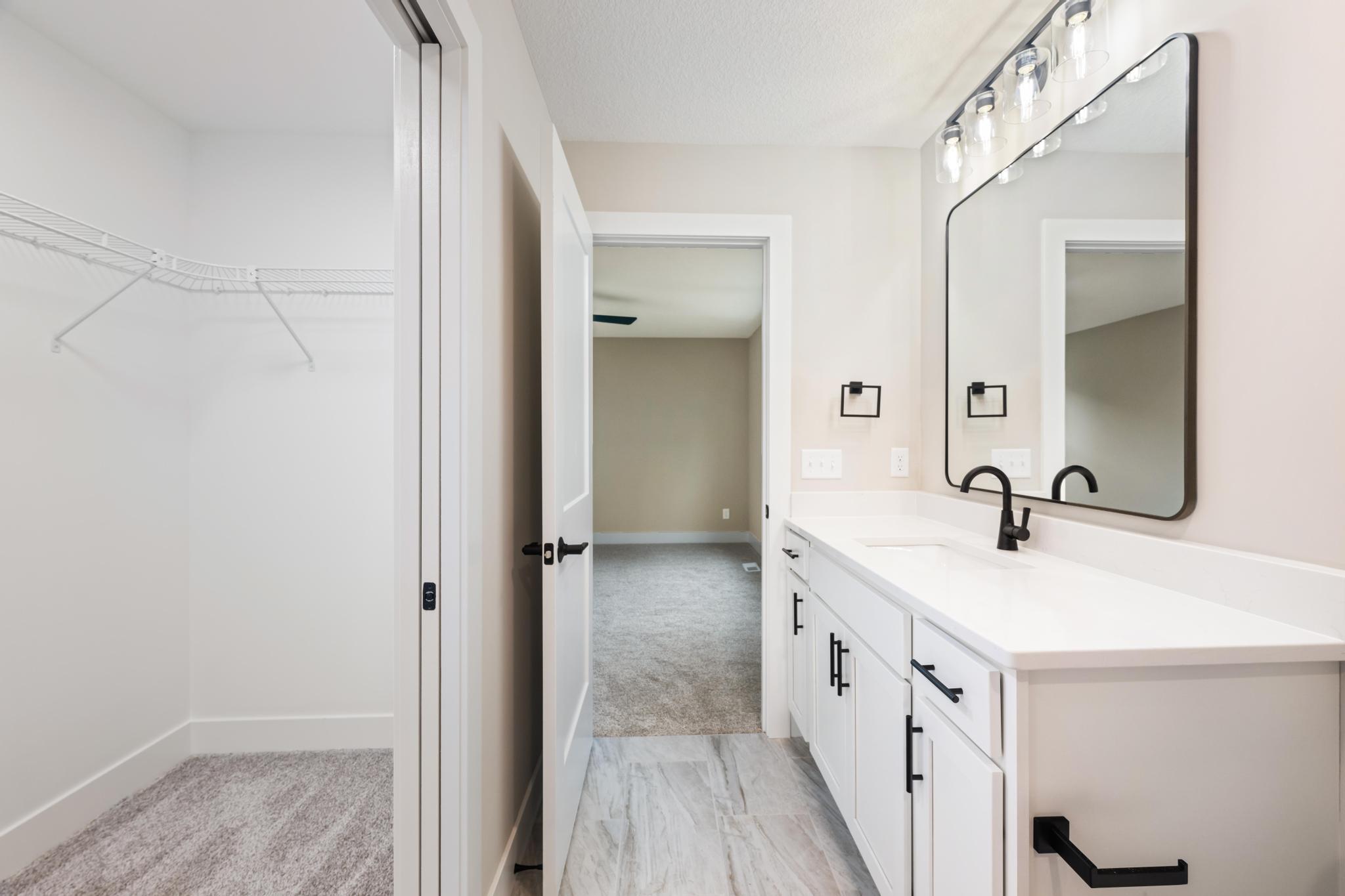 View of Residential at 4530 Bryant Avenue, Minneapolis MN 55412, Minneapolis (25 of 31) - Mike Wilen | Minnesota Team Real Estate