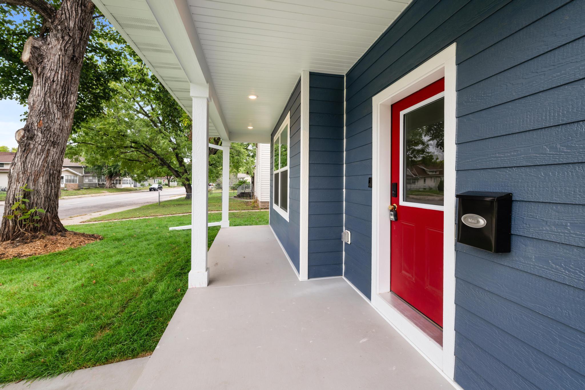 View of Residential at 4530 Bryant Avenue, Minneapolis MN 55412, Minneapolis (3 of 31) - Mike Wilen | Minnesota Team Real Estate
