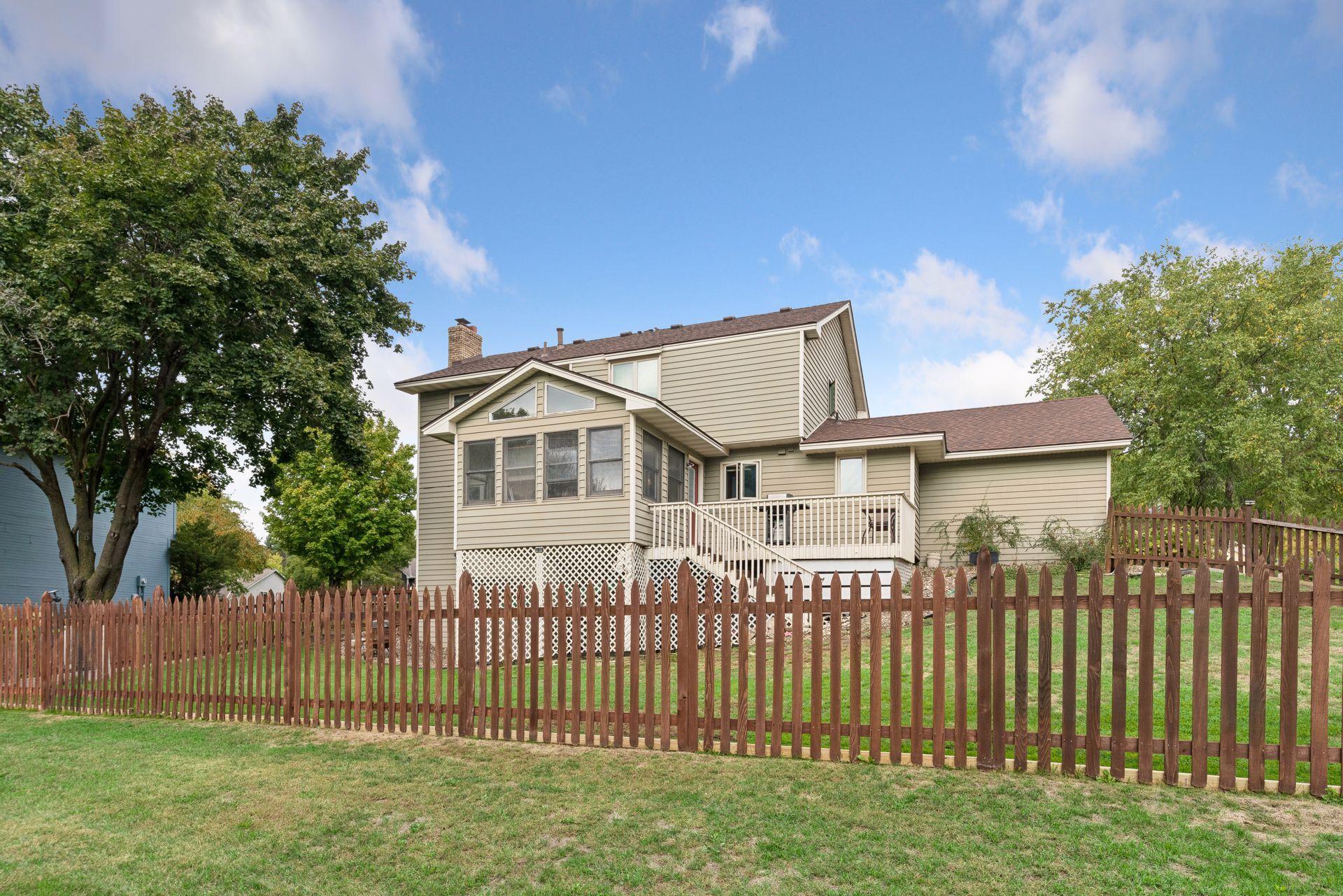 View of Residential at 13915 Duluth Drive, Apple Valley MN 55124, Apple Valley (4 of 40) - Mike Wilen | Minnesota Team Real Estate