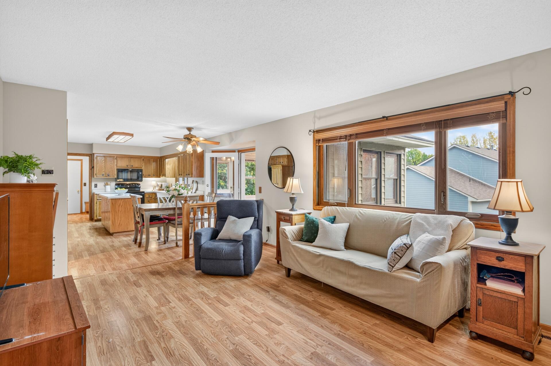 View of Residential at 13915 Duluth Drive, Apple Valley MN 55124, Apple Valley (11 of 40) - Mike Wilen | Minnesota Team Real Estate