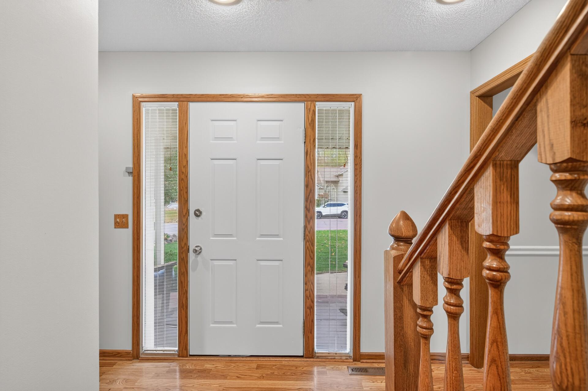 View of Residential at 13915 Duluth Drive, Apple Valley MN 55124, Apple Valley (6 of 40) - Mike Wilen | Minnesota Team Real Estate