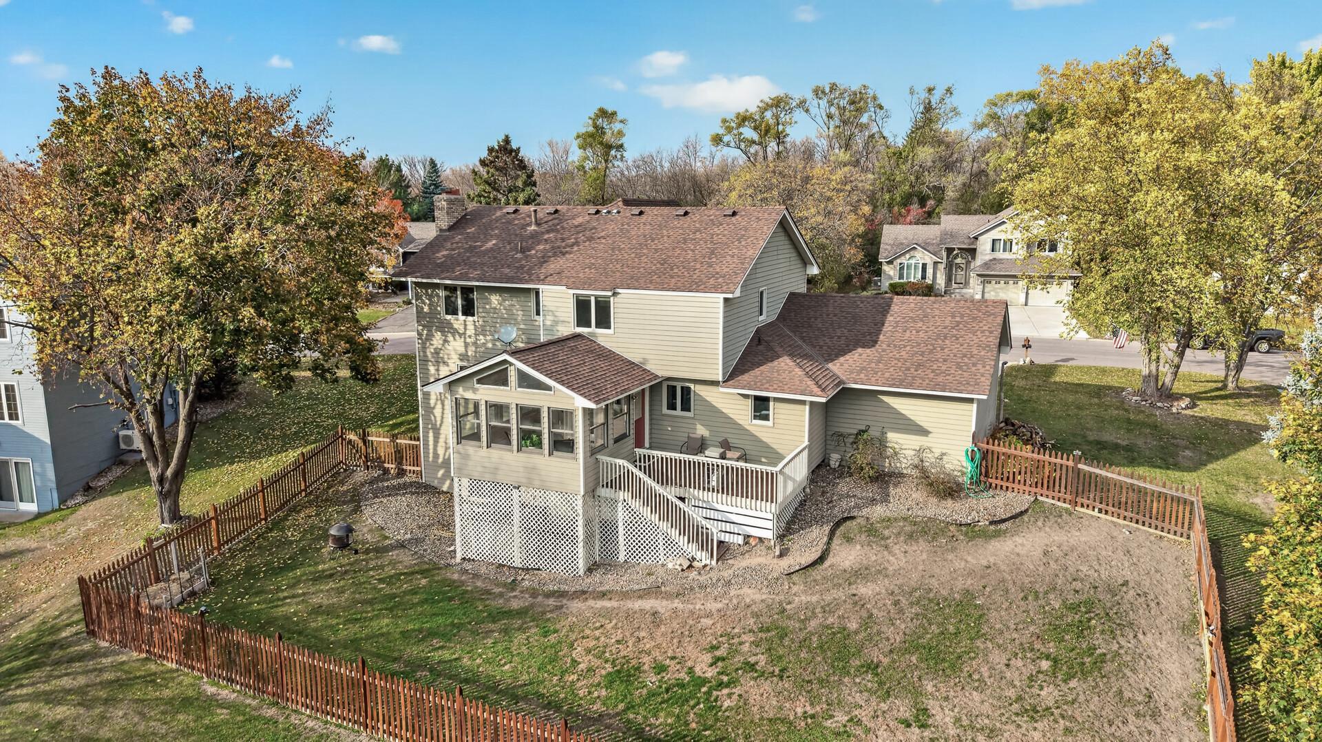 View of Residential at 13915 Duluth Drive, Apple Valley MN 55124, Apple Valley (38 of 40) - Mike Wilen | Minnesota Team Real Estate