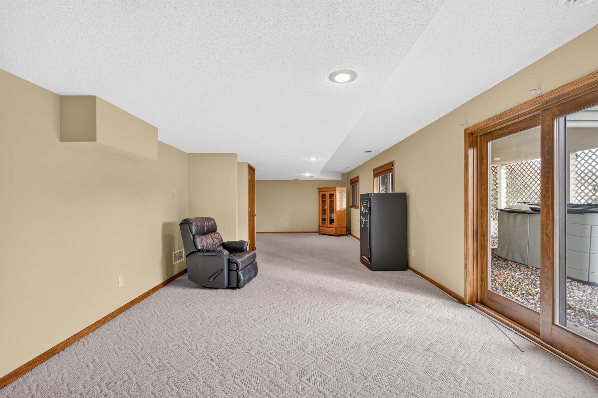 View of Residential at 13915 Duluth Drive, Apple Valley MN 55124, Apple Valley (30 of 40) - Mike Wilen | Minnesota Team Real Estate