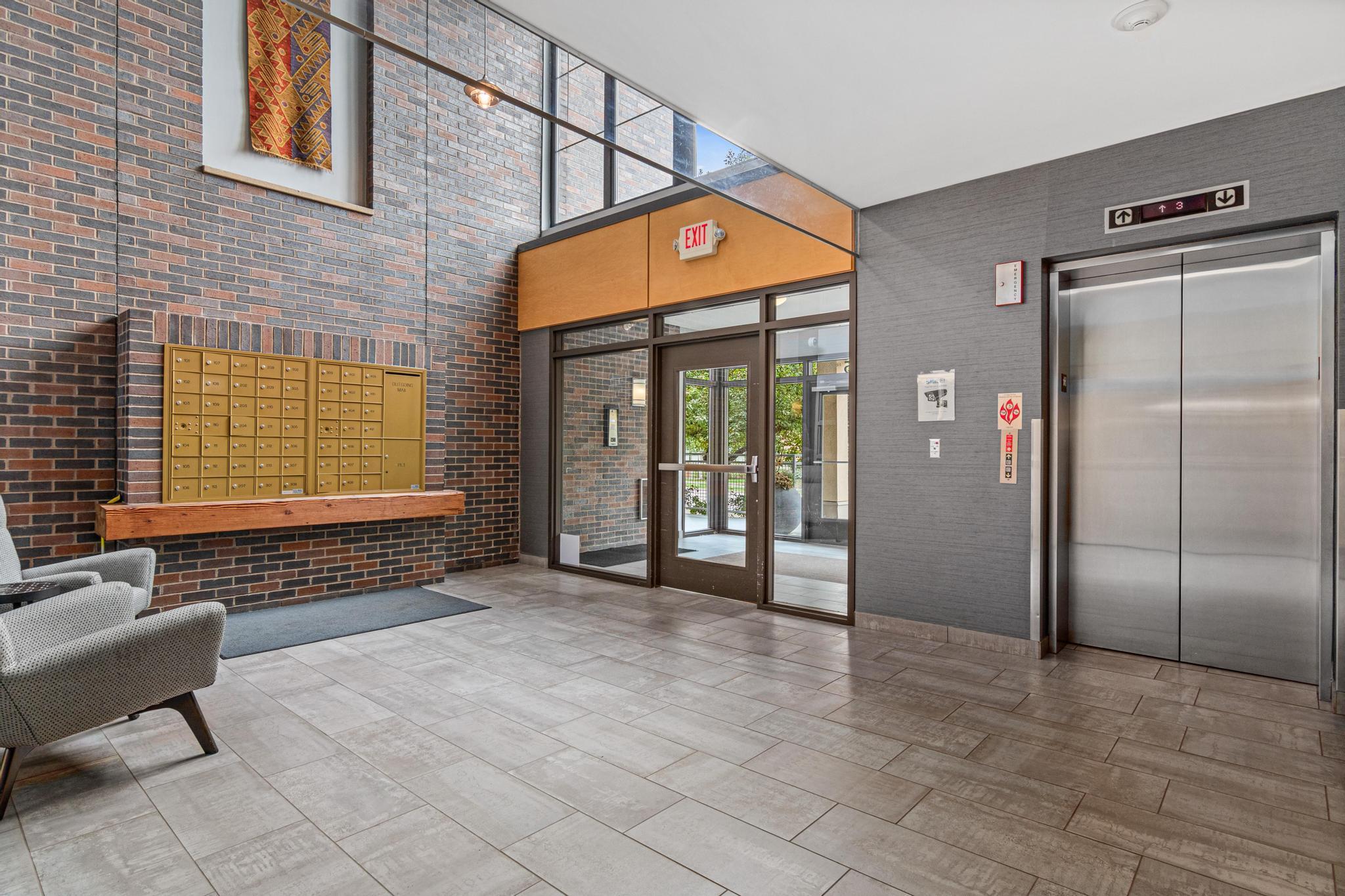 View of Residential at 2565 Franklin Avenue #307, Saint Paul MN 55114, Saint Paul (26 of 30) - Mike Wilen | Minnesota Team Real Estate