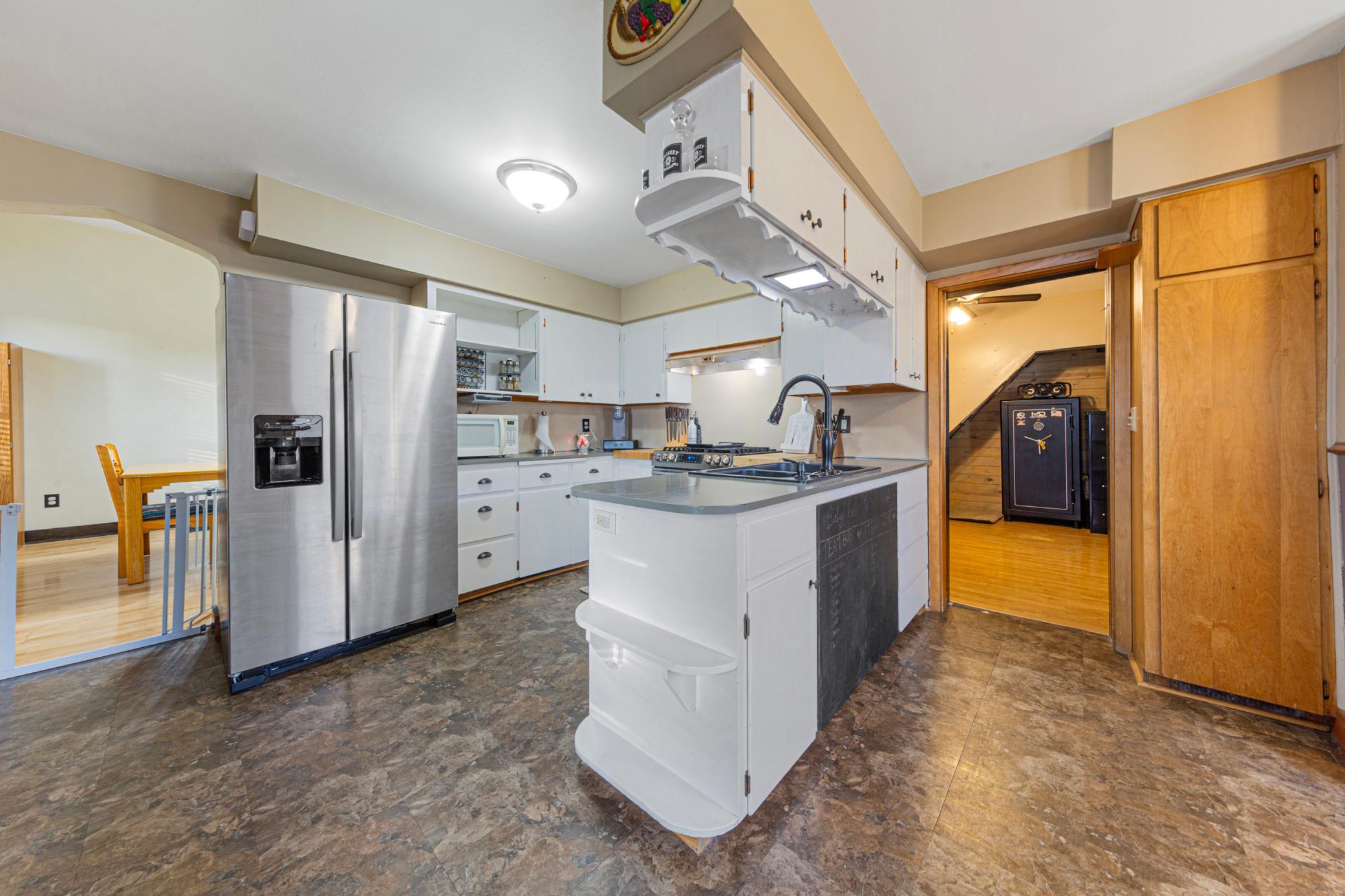 View of Residential at 212 Boulevard Avenue, Montgomery MN 56069, Montgomery (26 of 44) - Mike Wilen | Minnesota Team Real Estate
