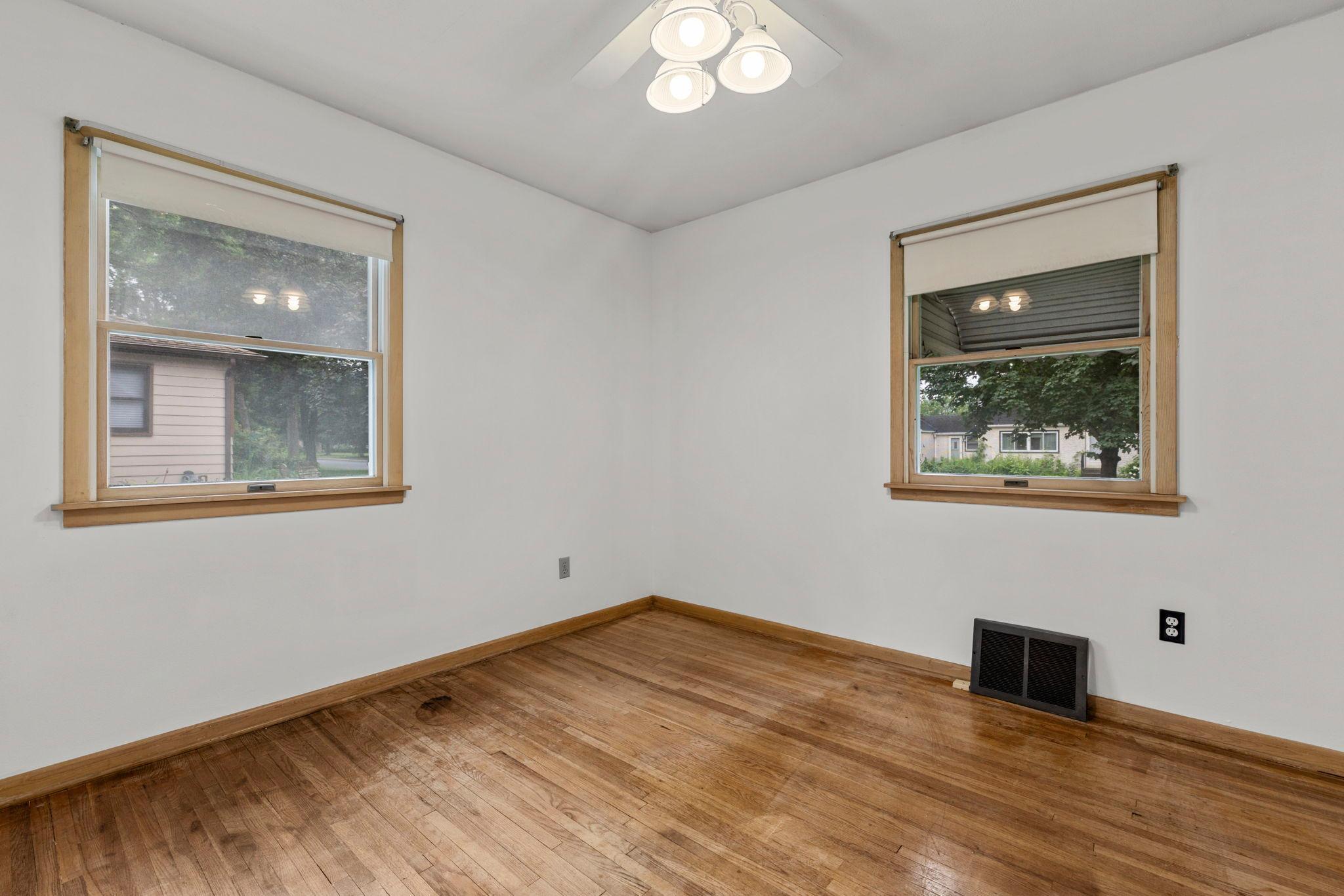 View of Residential at 823 Oakwood Drive, Anoka MN 55303, Anoka (7 of 29) - Mike Wilen | Minnesota Team Real Estate