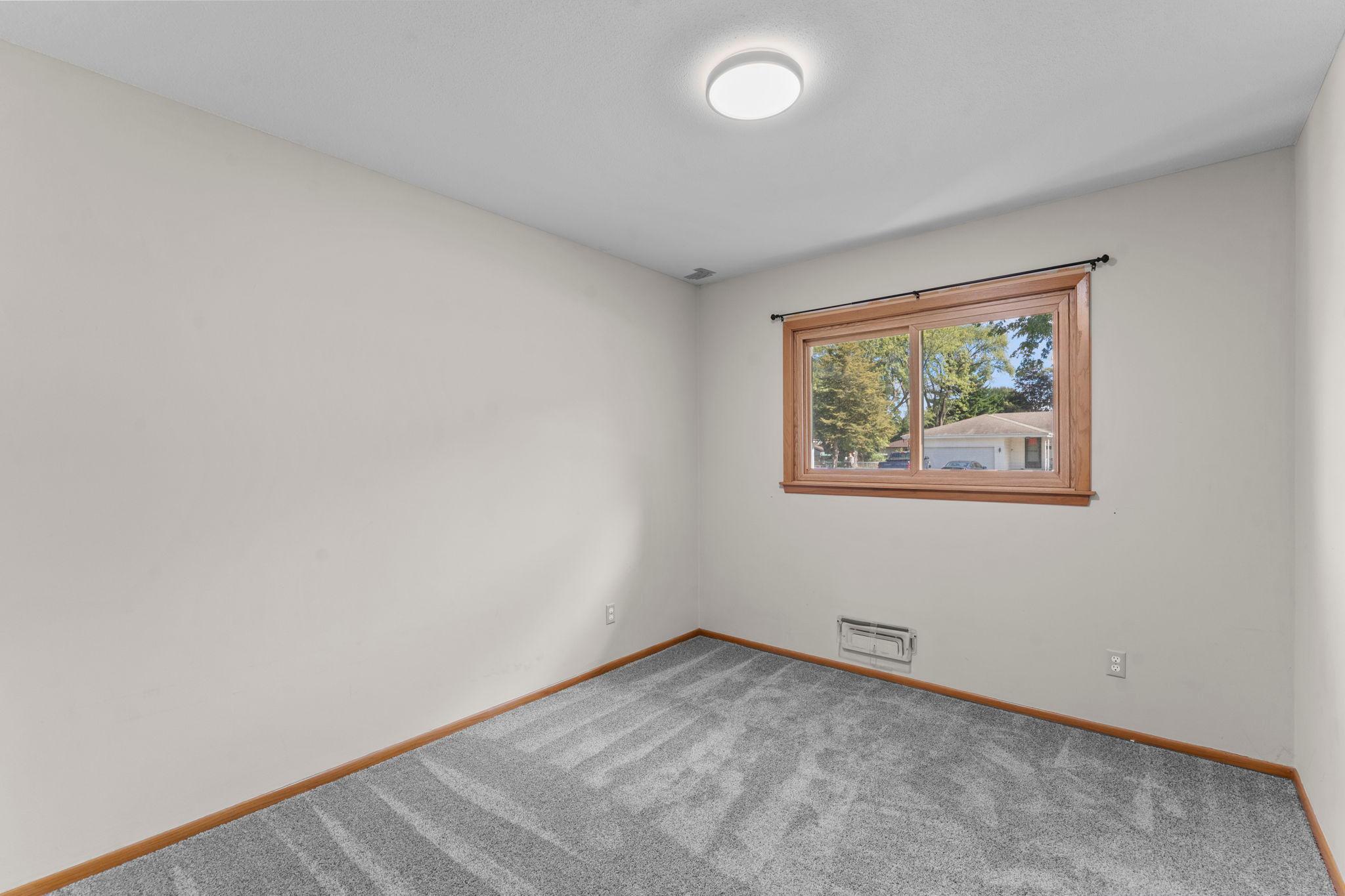 View of Residential at 7001 Grimes Avenue, Brooklyn Center MN 55429, Brooklyn Center (18 of 52) - Mike Wilen | Minnesota Team Real Estate