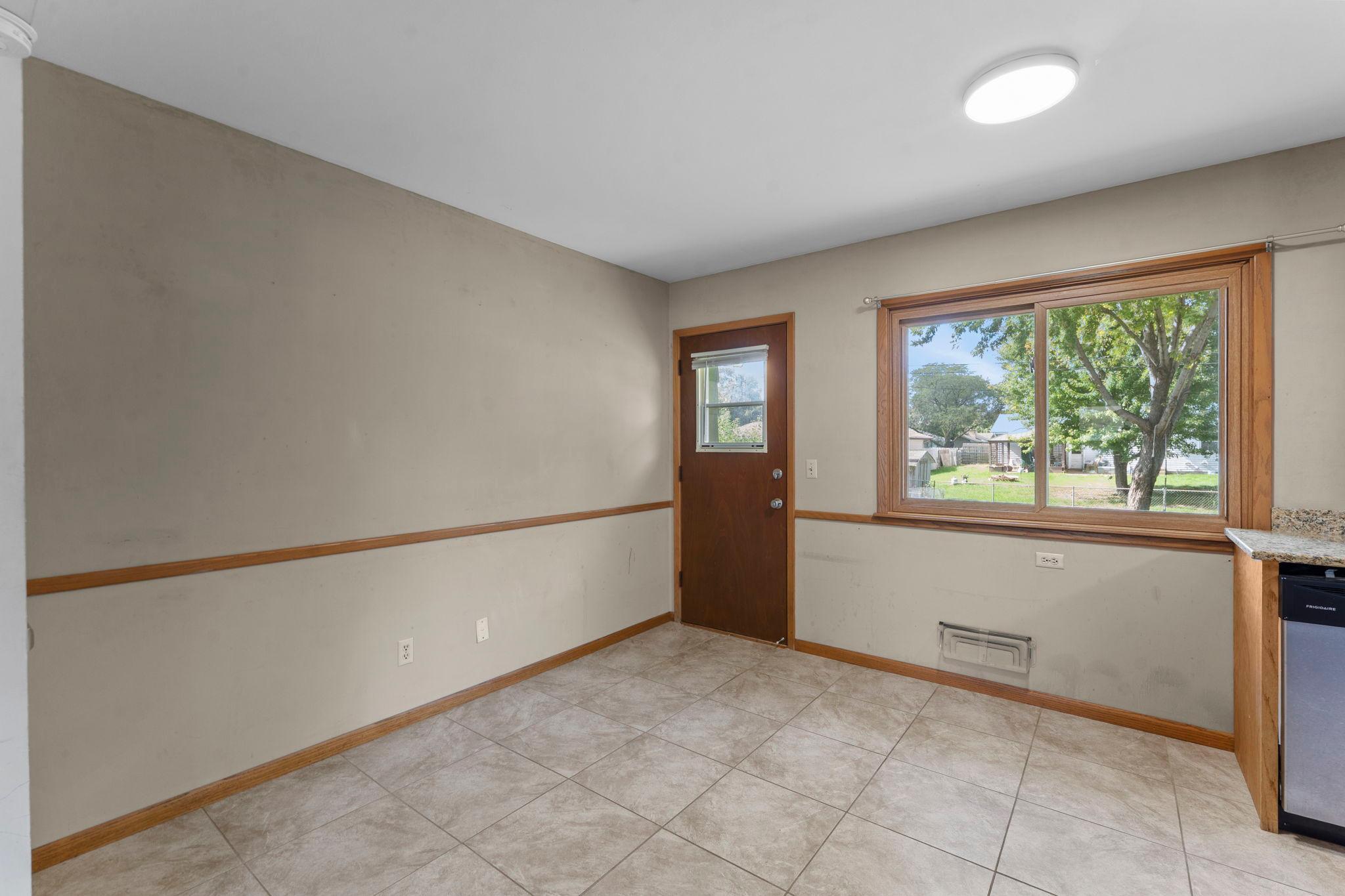 View of Residential at 7001 Grimes Avenue, Brooklyn Center MN 55429, Brooklyn Center (12 of 52) - Mike Wilen | Minnesota Team Real Estate