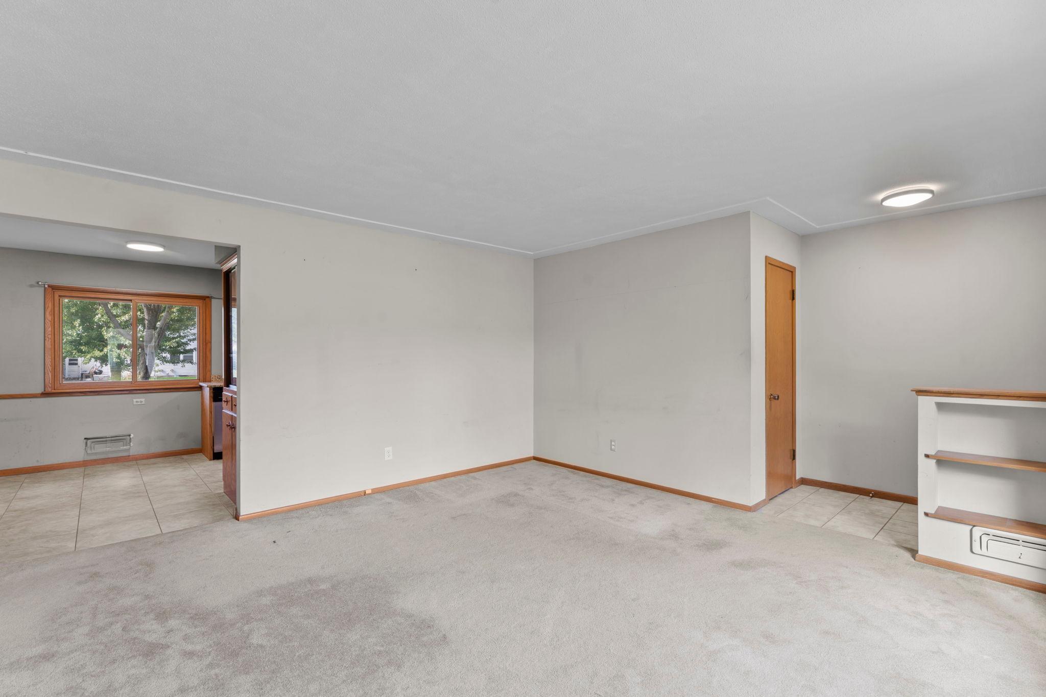 View of Residential at 7001 Grimes Avenue, Brooklyn Center MN 55429, Brooklyn Center (8 of 52) - Mike Wilen | Minnesota Team Real Estate