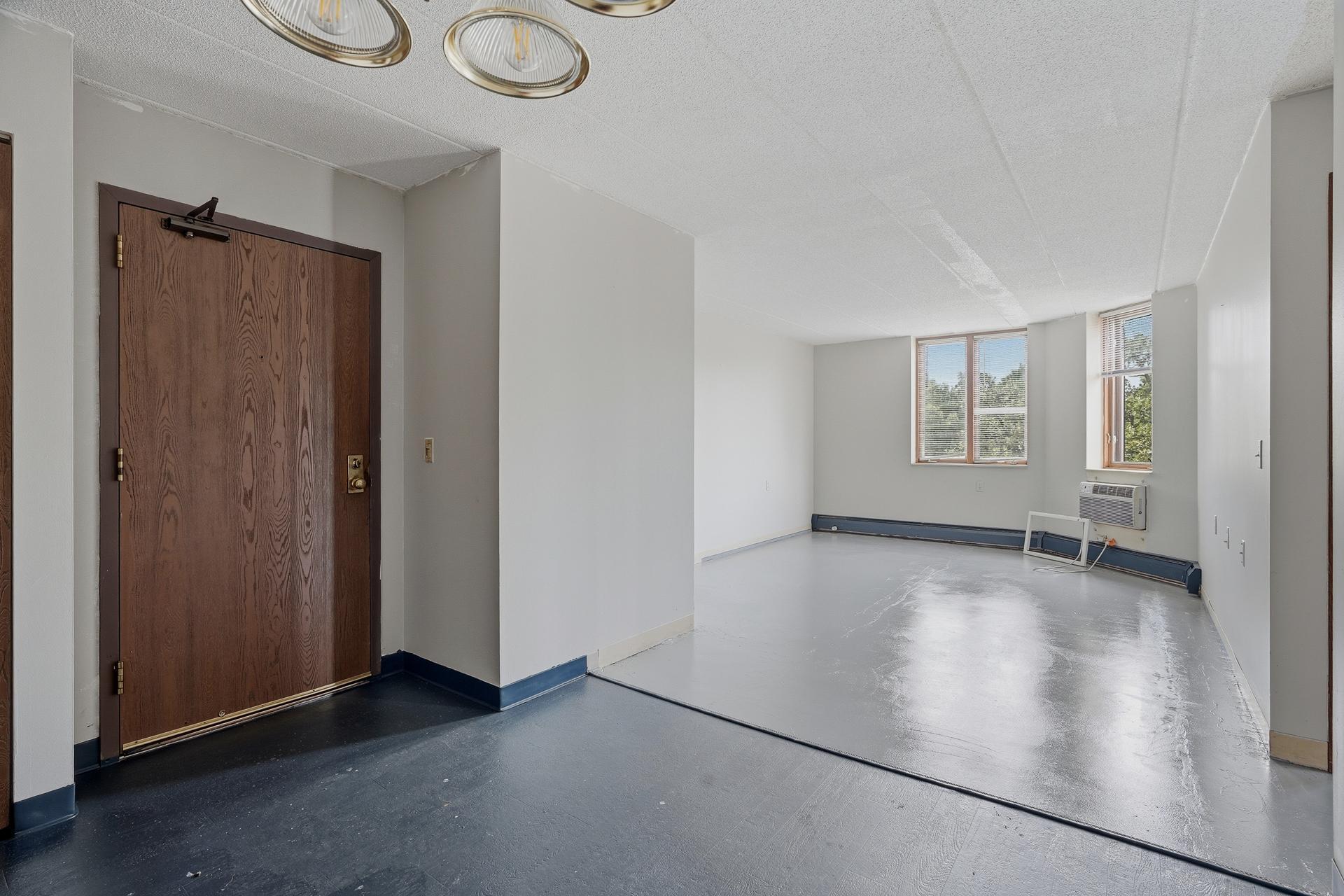 View of Commercial Sale at 985 Ivy Avenue, Saint Paul MN 55106, Saint Paul (69 of 87) - Mike Wilen | Minnesota Team Real Estate
