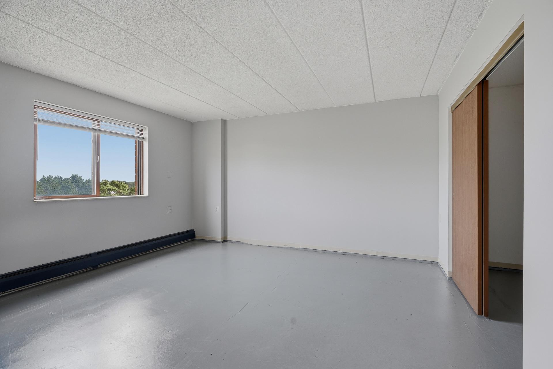 View of Commercial Sale at 985 Ivy Avenue, Saint Paul MN 55106, Saint Paul (66 of 87) - Mike Wilen | Minnesota Team Real Estate