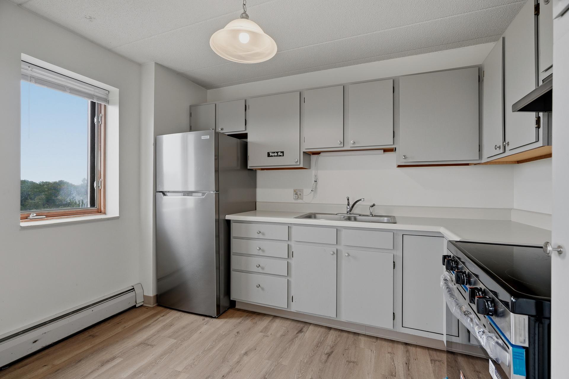 View of Commercial Sale at 985 Ivy Avenue, Saint Paul MN 55106, Saint Paul (57 of 87) - Mike Wilen | Minnesota Team Real Estate