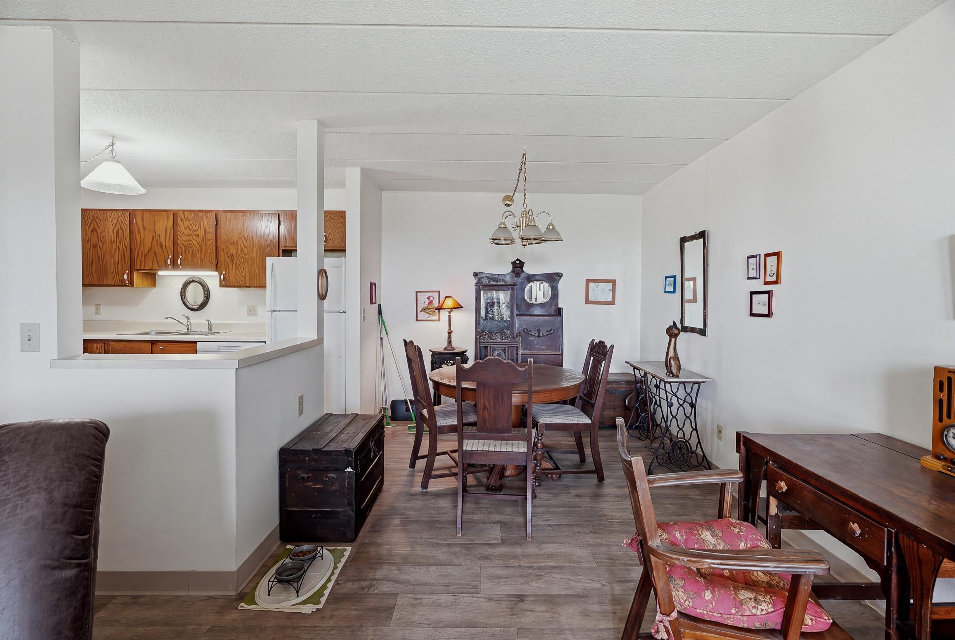 View of Commercial Sale at 985 Ivy Avenue, Saint Paul MN 55106, Saint Paul (44 of 87) - Mike Wilen | Minnesota Team Real Estate