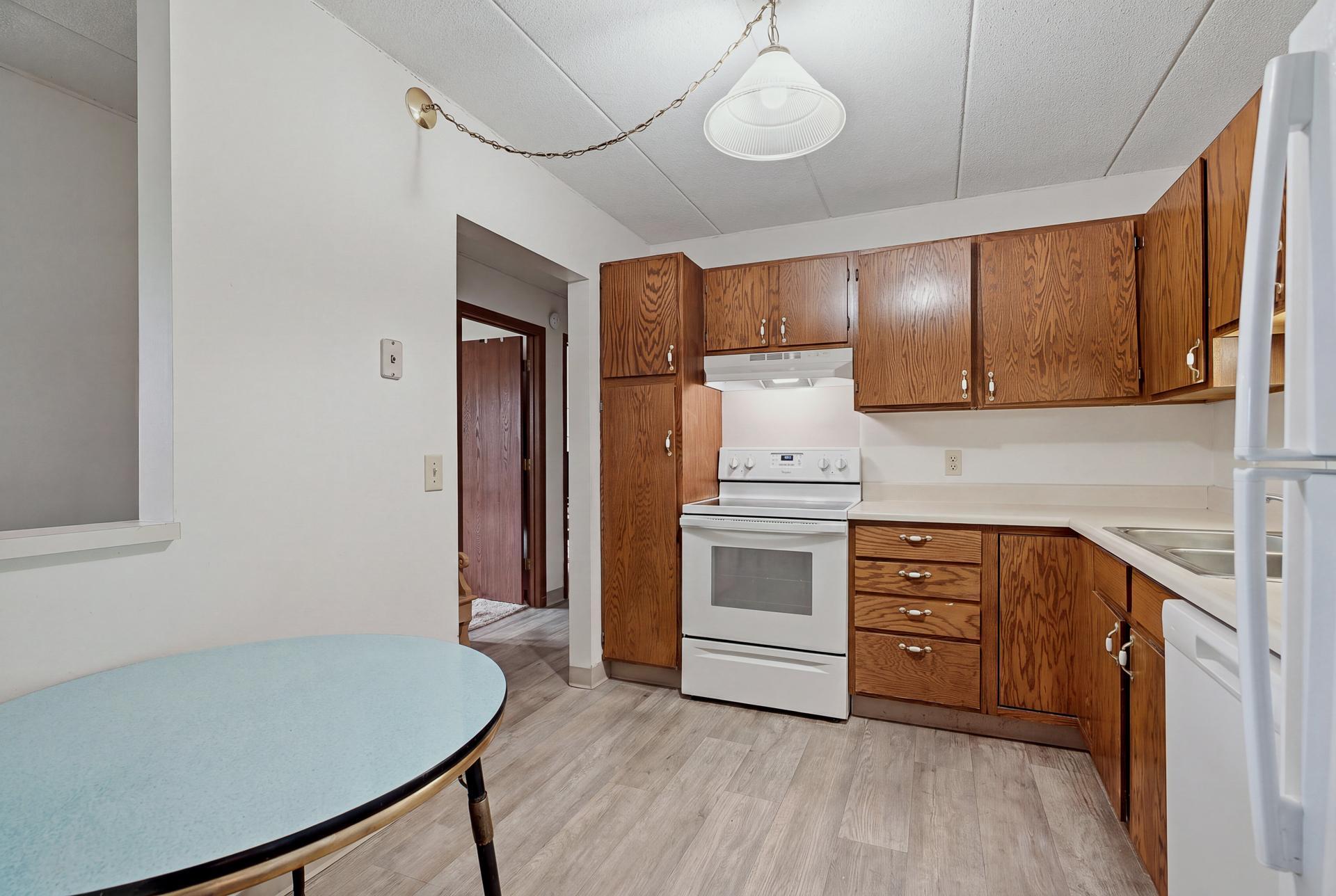 View of Commercial Sale at 985 Ivy Avenue, Saint Paul MN 55106, Saint Paul (40 of 87) - Mike Wilen | Minnesota Team Real Estate