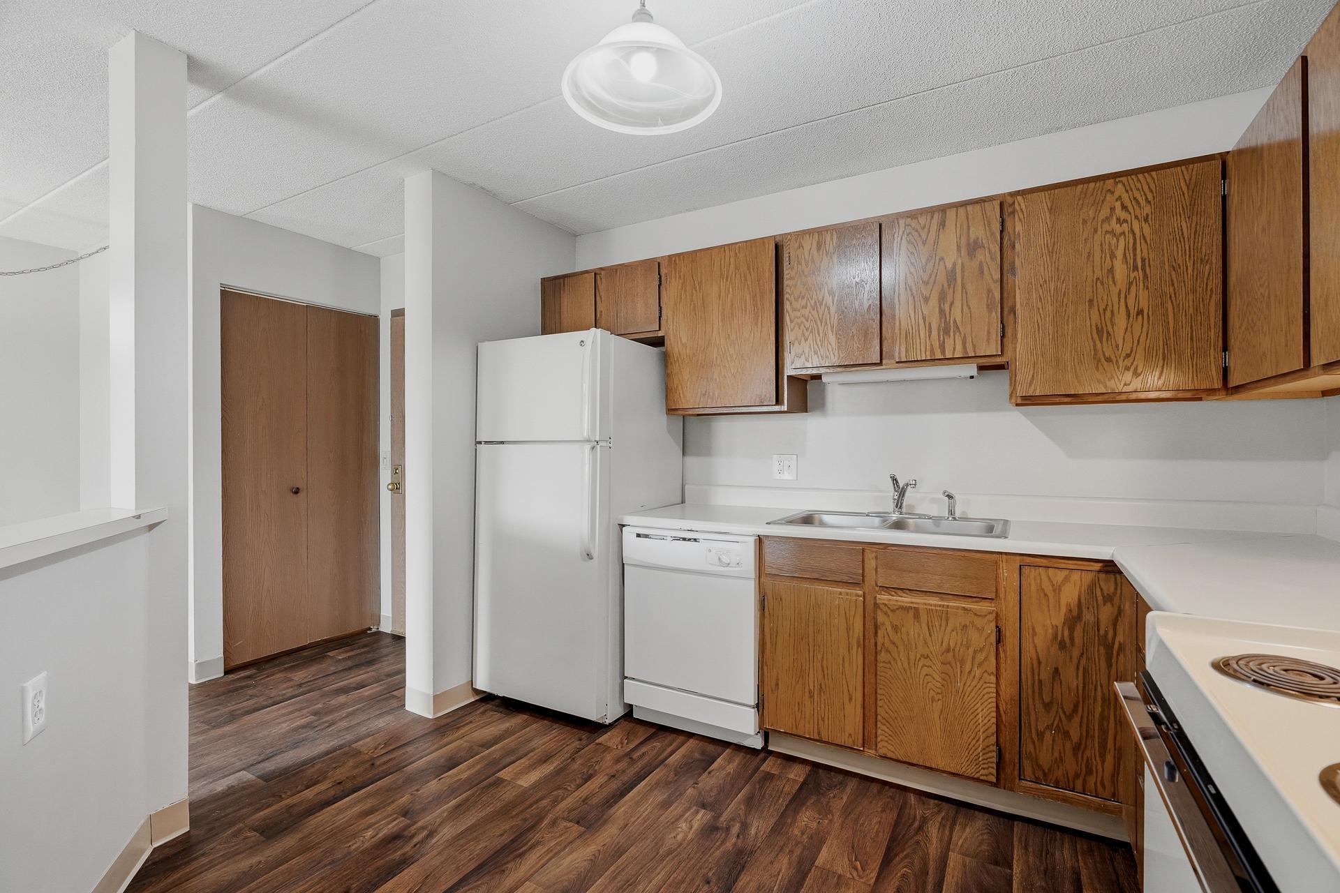 View of Commercial Sale at 985 Ivy Avenue, Saint Paul MN 55106, Saint Paul (32 of 87) - Mike Wilen | Minnesota Team Real Estate