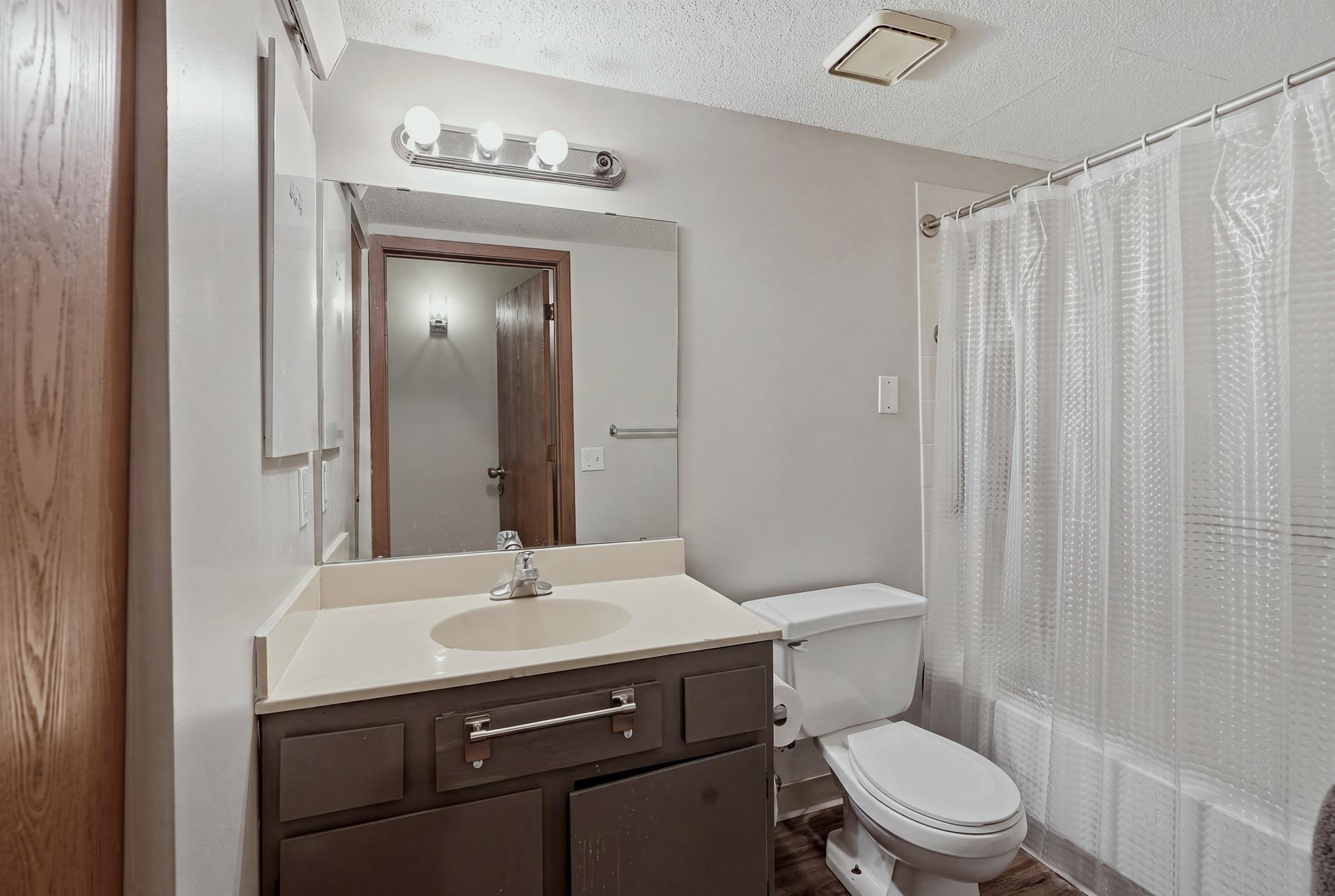 View of Commercial Sale at 985 Ivy Avenue, Saint Paul MN 55106, Saint Paul (28 of 87) - Mike Wilen | Minnesota Team Real Estate
