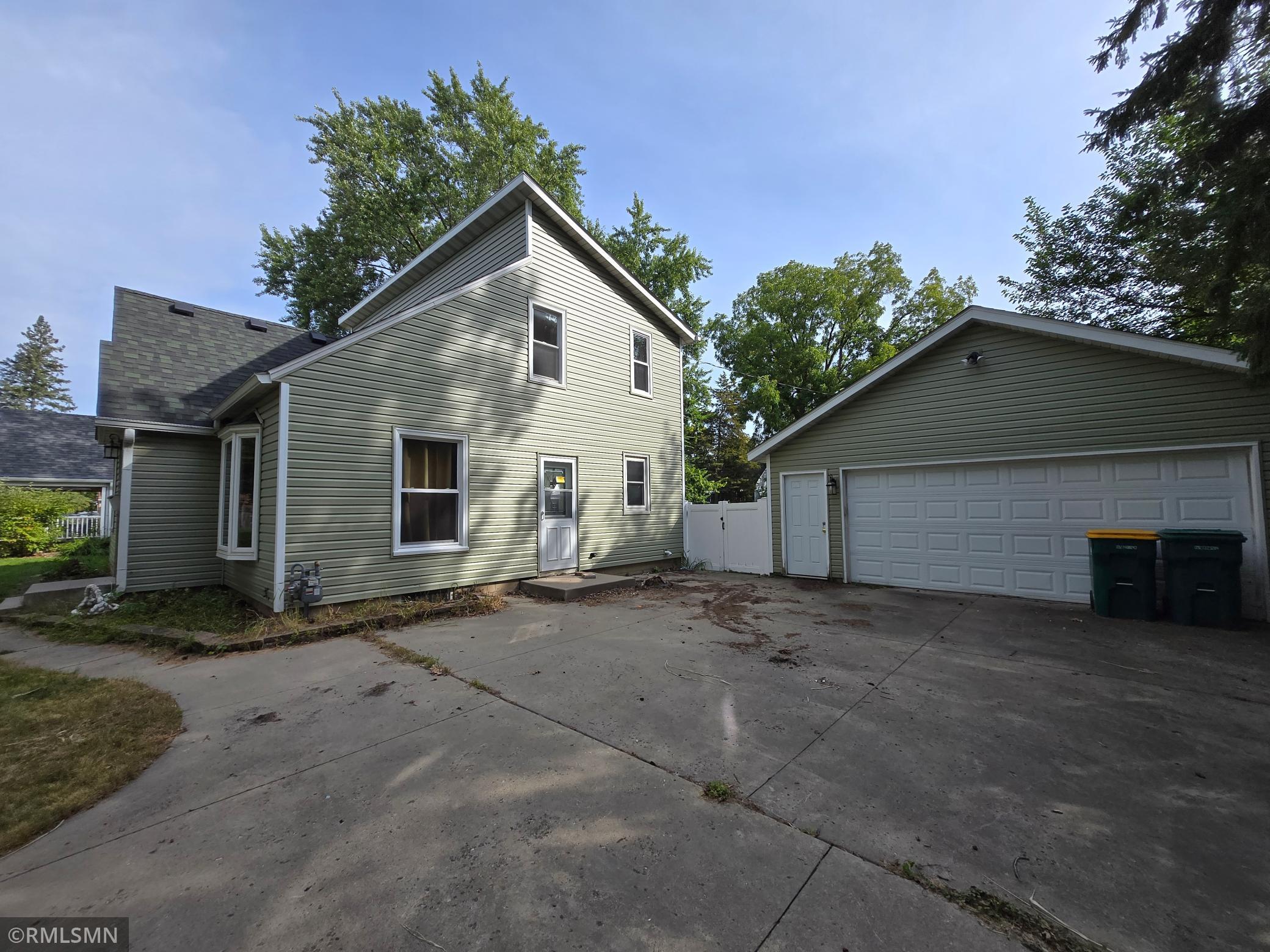 View of Residential at 6509 2nd Avenue, Richfield MN 55423, Richfield (4 of 17) - Mike Wilen | Minnesota Team Real Estate