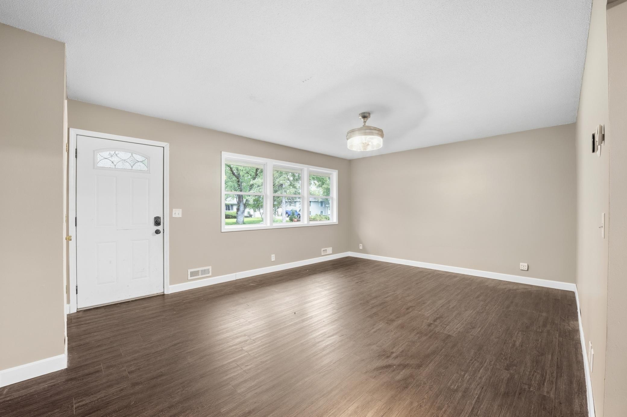 View of Residential at 2915 115th Lane, Coon Rapids MN 55433, Coon Rapids (16 of 43) - Mike Wilen | Minnesota Team Real Estate