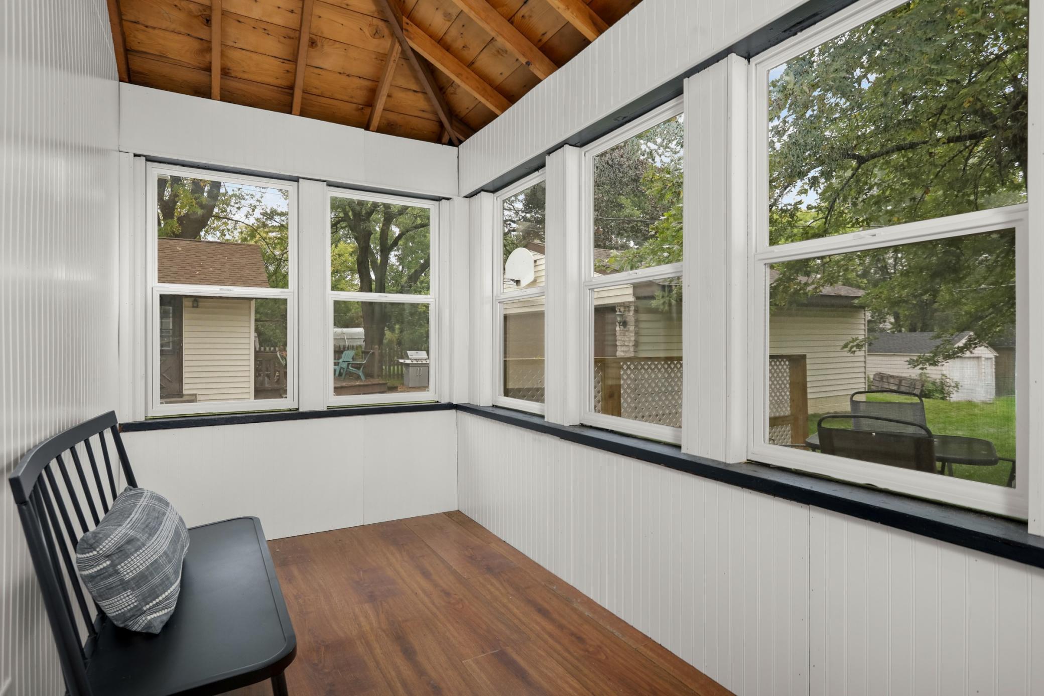 View of Residential at 1154 Cherokee Avenue, West Saint Paul MN 55118, West Saint Paul (17 of 34) - Mike Wilen | Minnesota Team Real Estate
