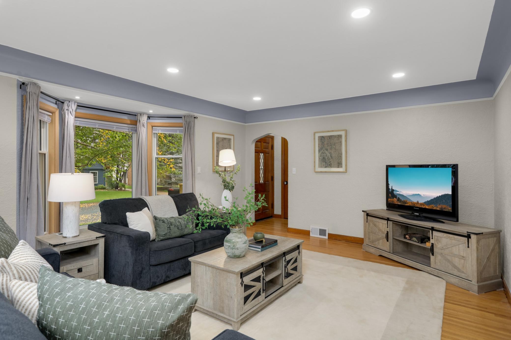 View of Residential at 1154 Cherokee Avenue, West Saint Paul MN 55118, West Saint Paul (14 of 34) - Mike Wilen | Minnesota Team Real Estate