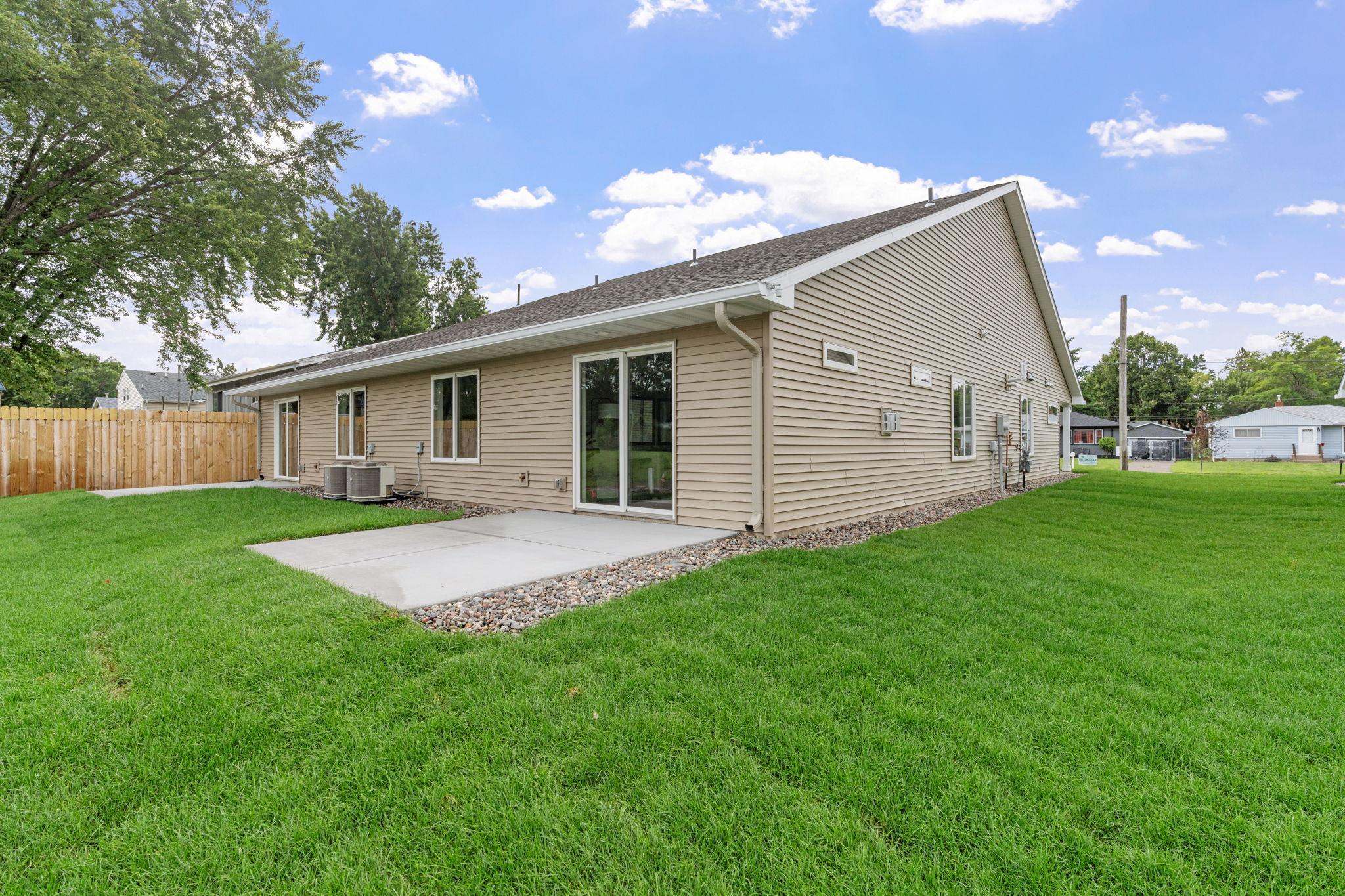 View of Residential at 2333 17th Avenue, North Saint Paul MN 55109, North Saint Paul (28 of 30) - Mike Wilen | Minnesota Team Real Estate