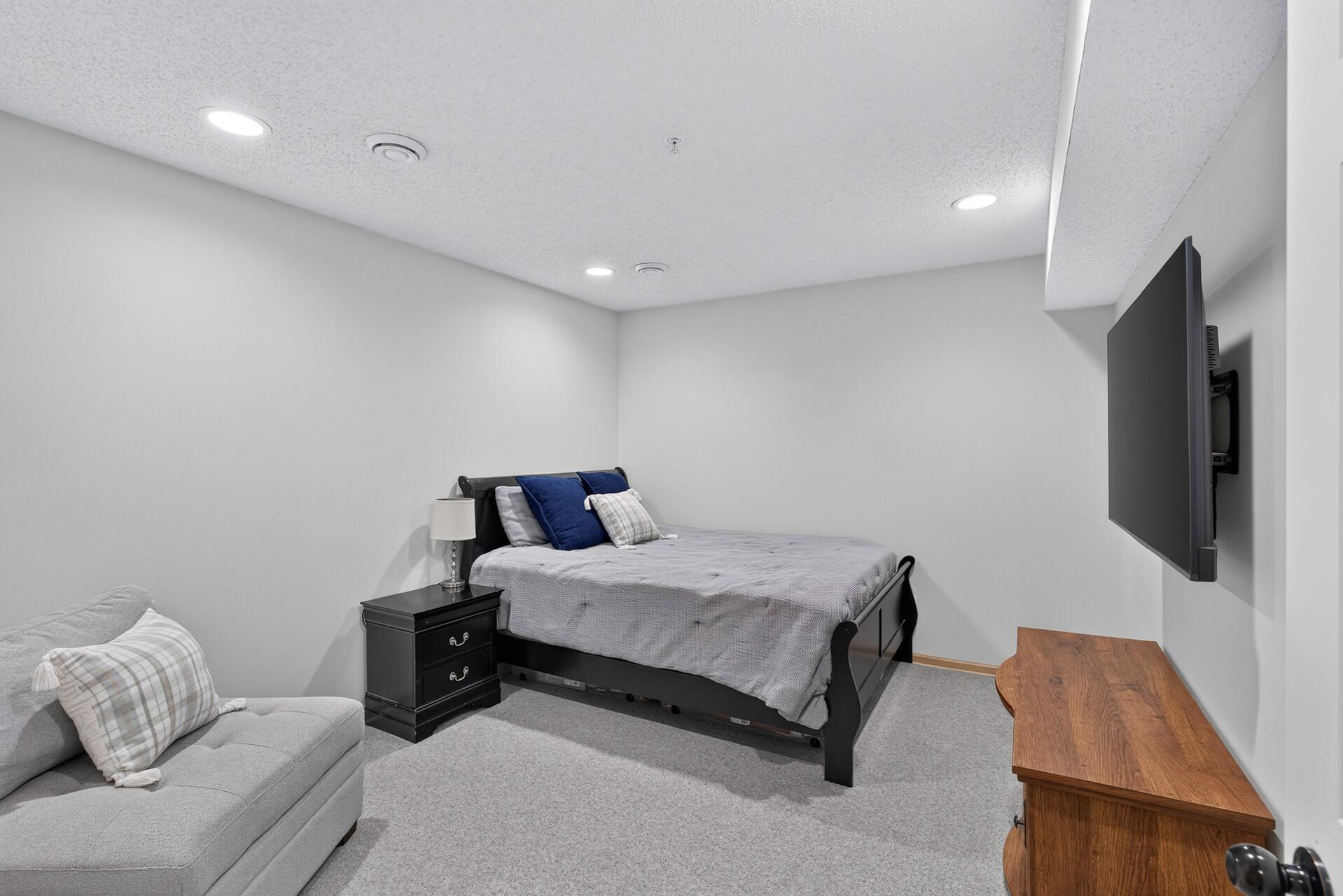 View of Residential at 15557 Dunraven Drive #1310, Apple Valley MN 55124, Apple Valley (25 of 36) - Mike Wilen | Minnesota Team Real Estate