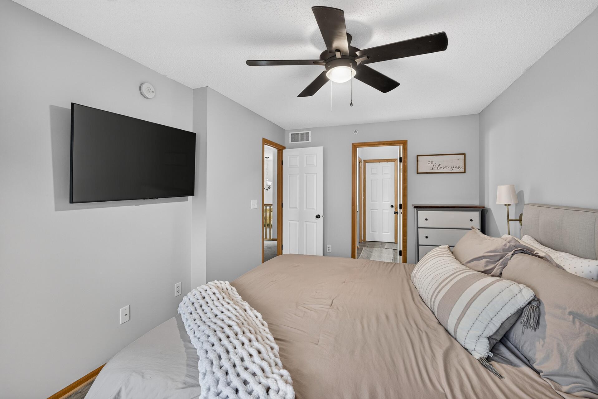 View of Residential at 15557 Dunraven Drive #1310, Apple Valley MN 55124, Apple Valley (19 of 36) - Mike Wilen | Minnesota Team Real Estate