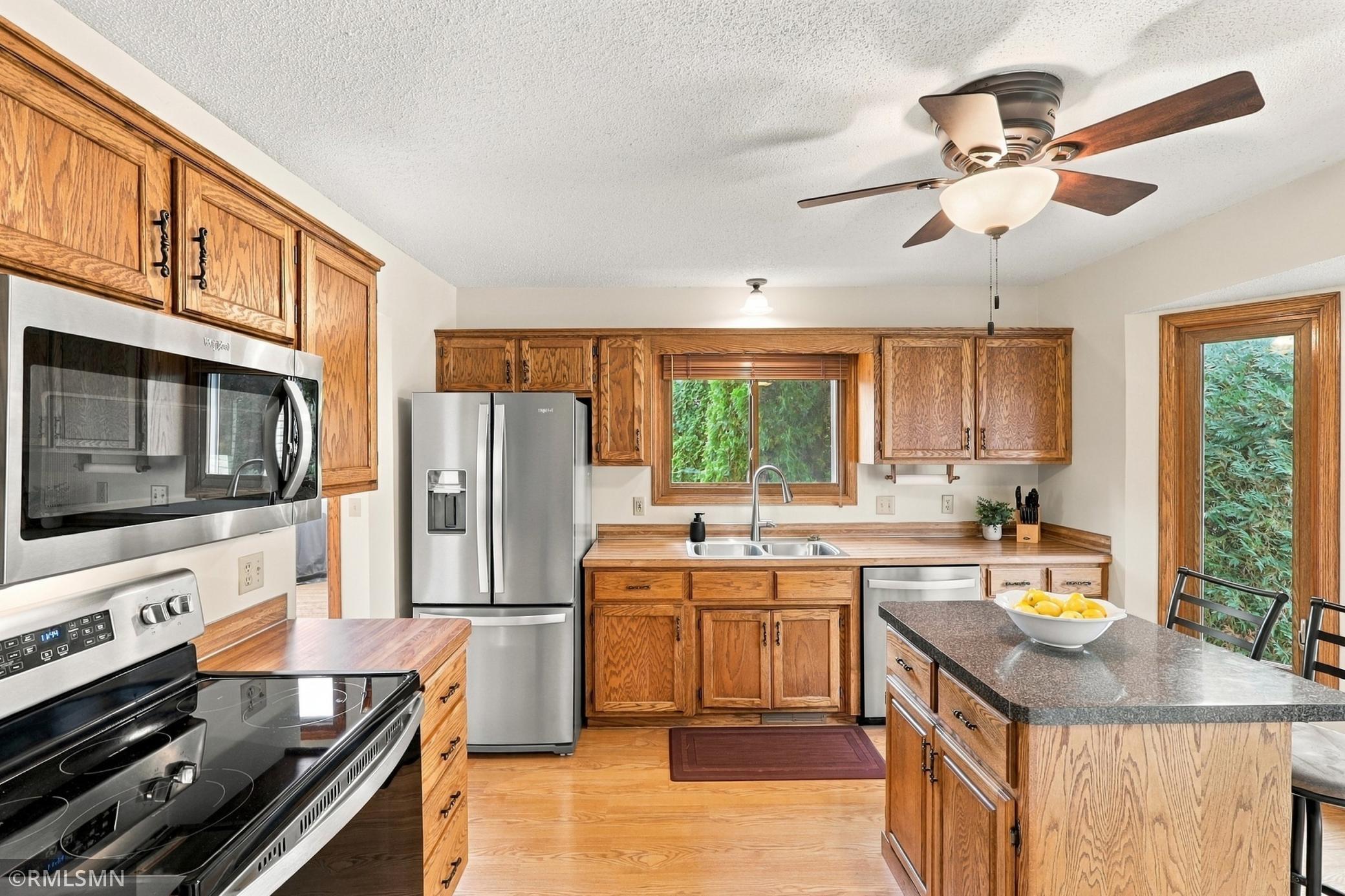 View of Residential at 720 Sierra Trail, Chanhassen MN 55317, Chanhassen (2 of 18) - Mike Wilen | Minnesota Team Real Estate